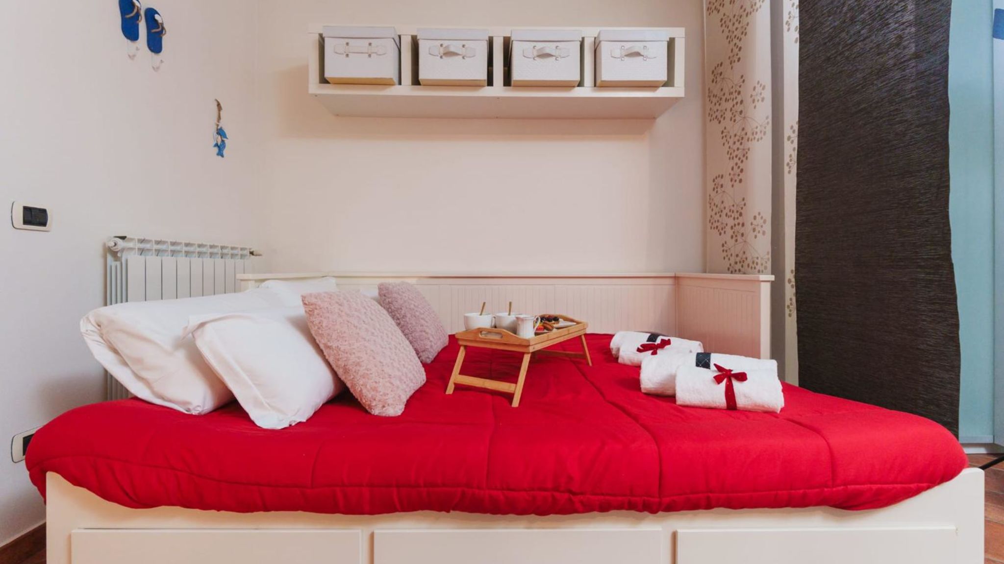 Italianway Monte Isola Scorcio sul lago by Ca-Sa Check