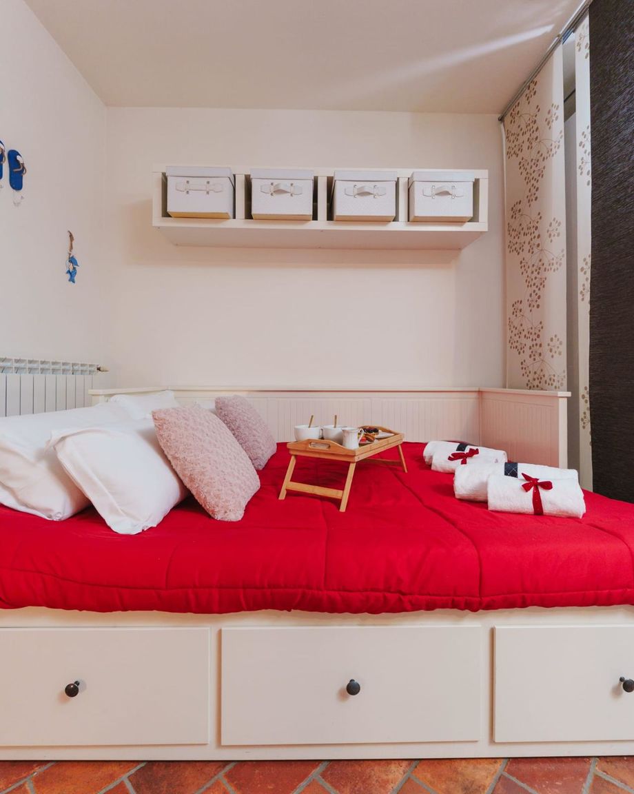 Italianway Monte Isola Scorcio sul lago by Ca-Sa Check