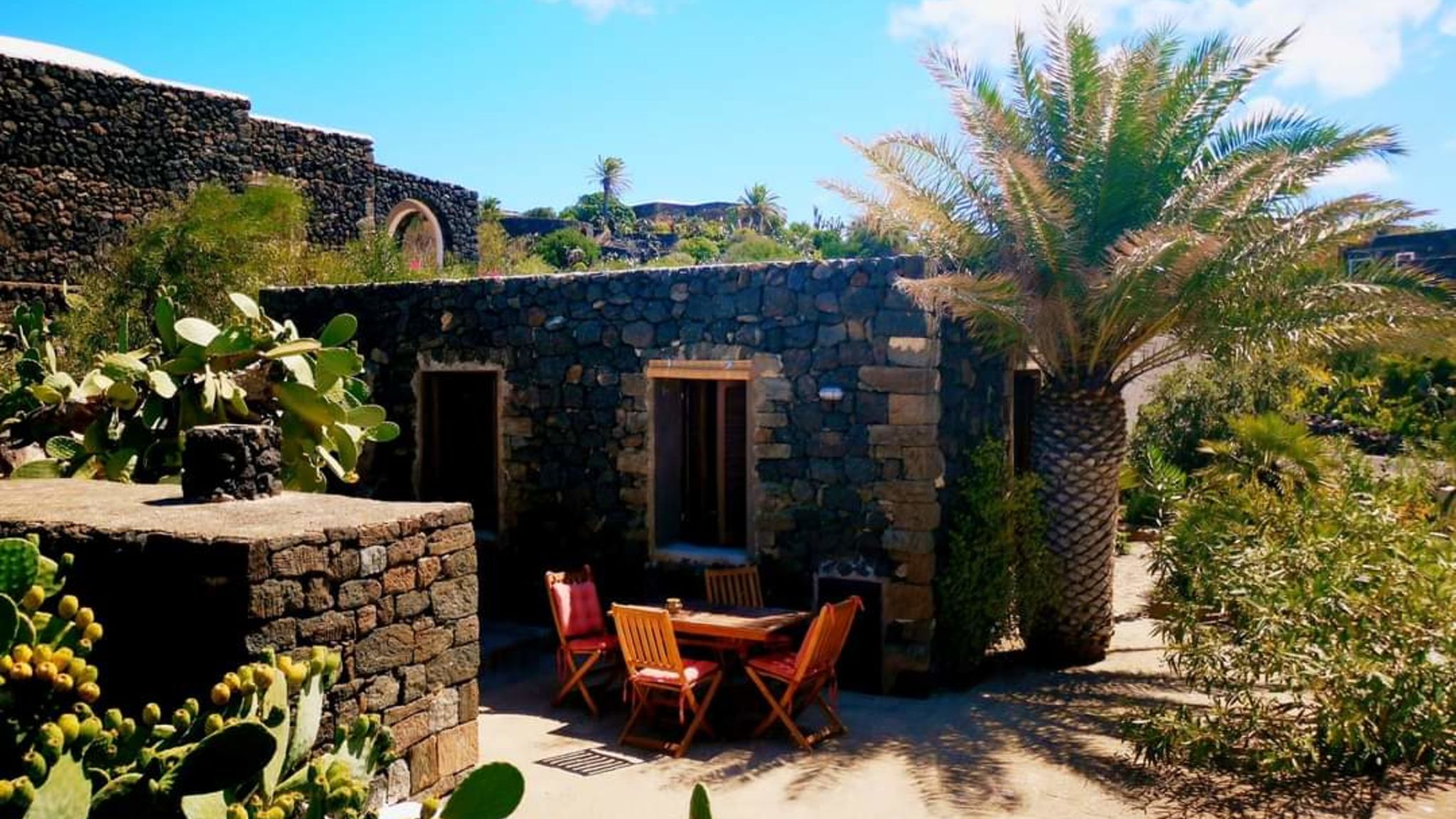 Italianway Pantelleria Dammusino A-mare