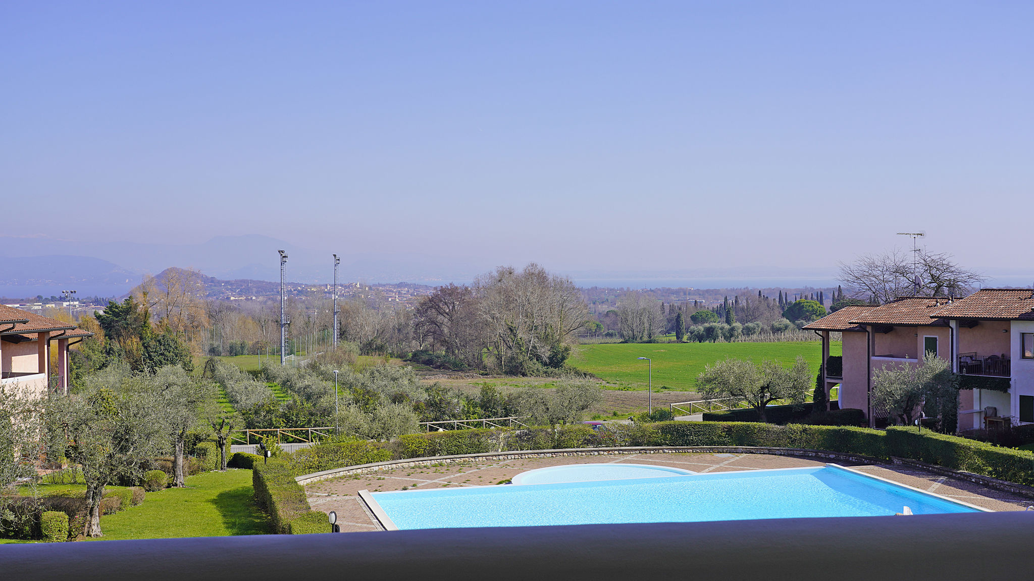 Italianway Polpenazze del Garda Blu Garda View