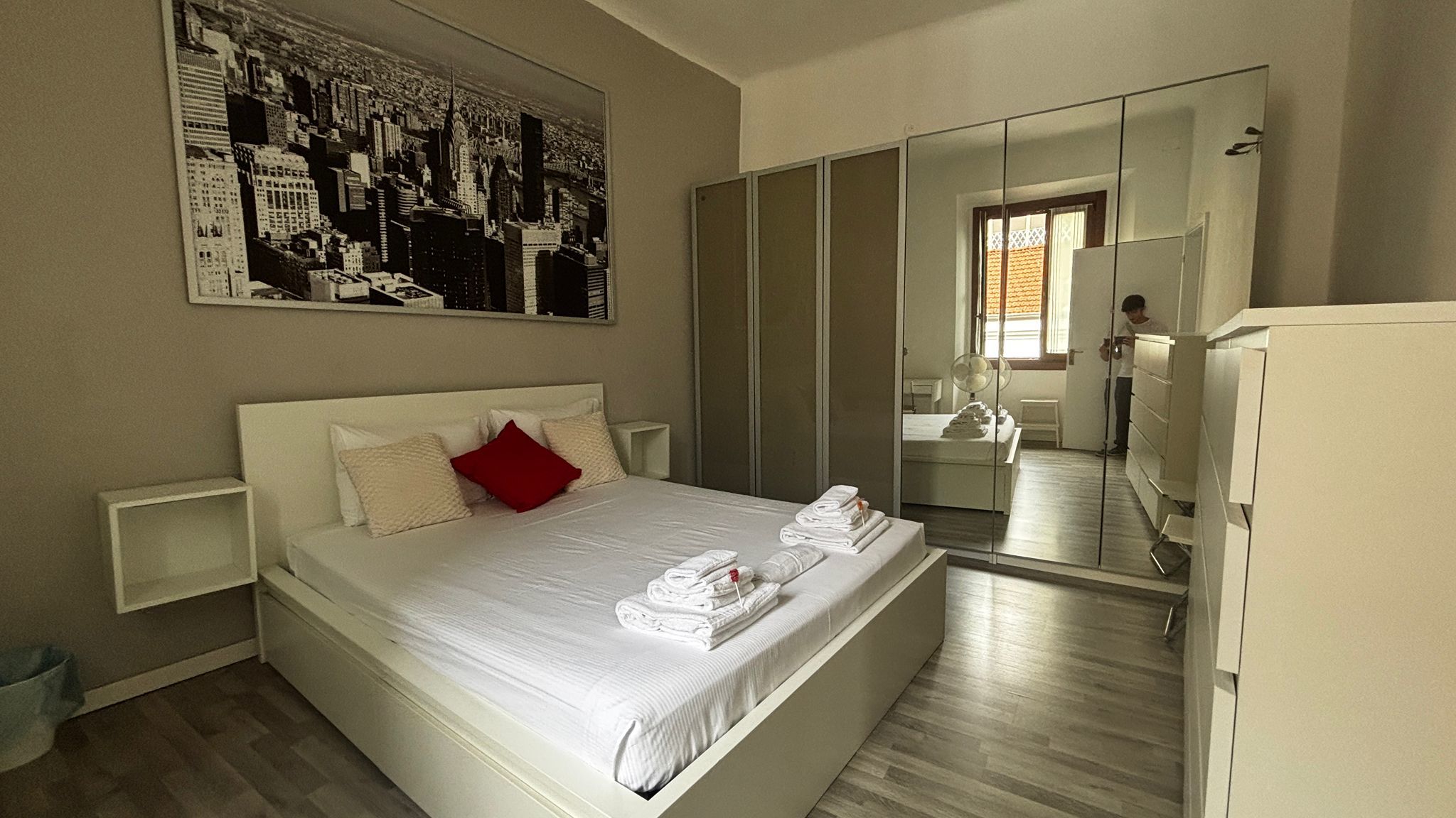 Italianway Milano  CF7 Duomo Suite - 3 mins walk from Duomo