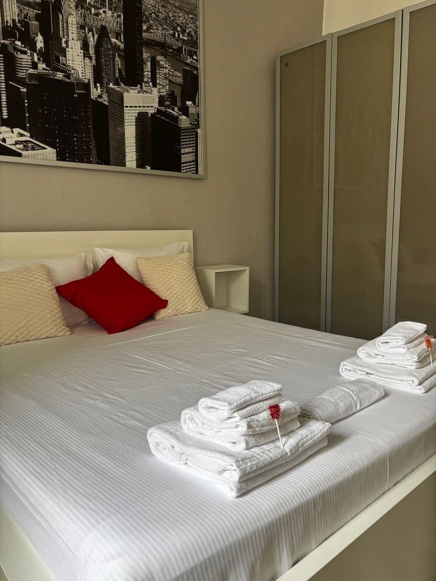 Italianway Milano  CF7 Duomo Suite - 3 mins walk from Duomo