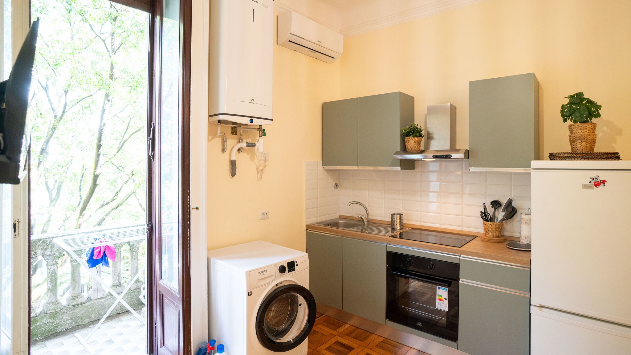 Italianway Milano Apt near C. Buenos Aires – WiFi, AC, Metro 3 min