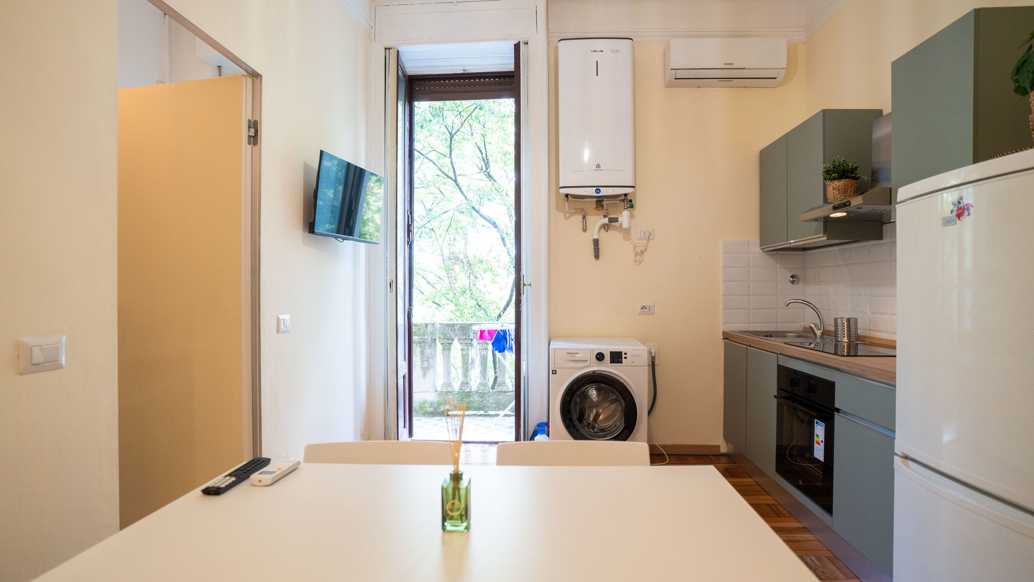 Italianway Milano Apt near C. Buenos Aires – WiFi, AC, Metro 3 min