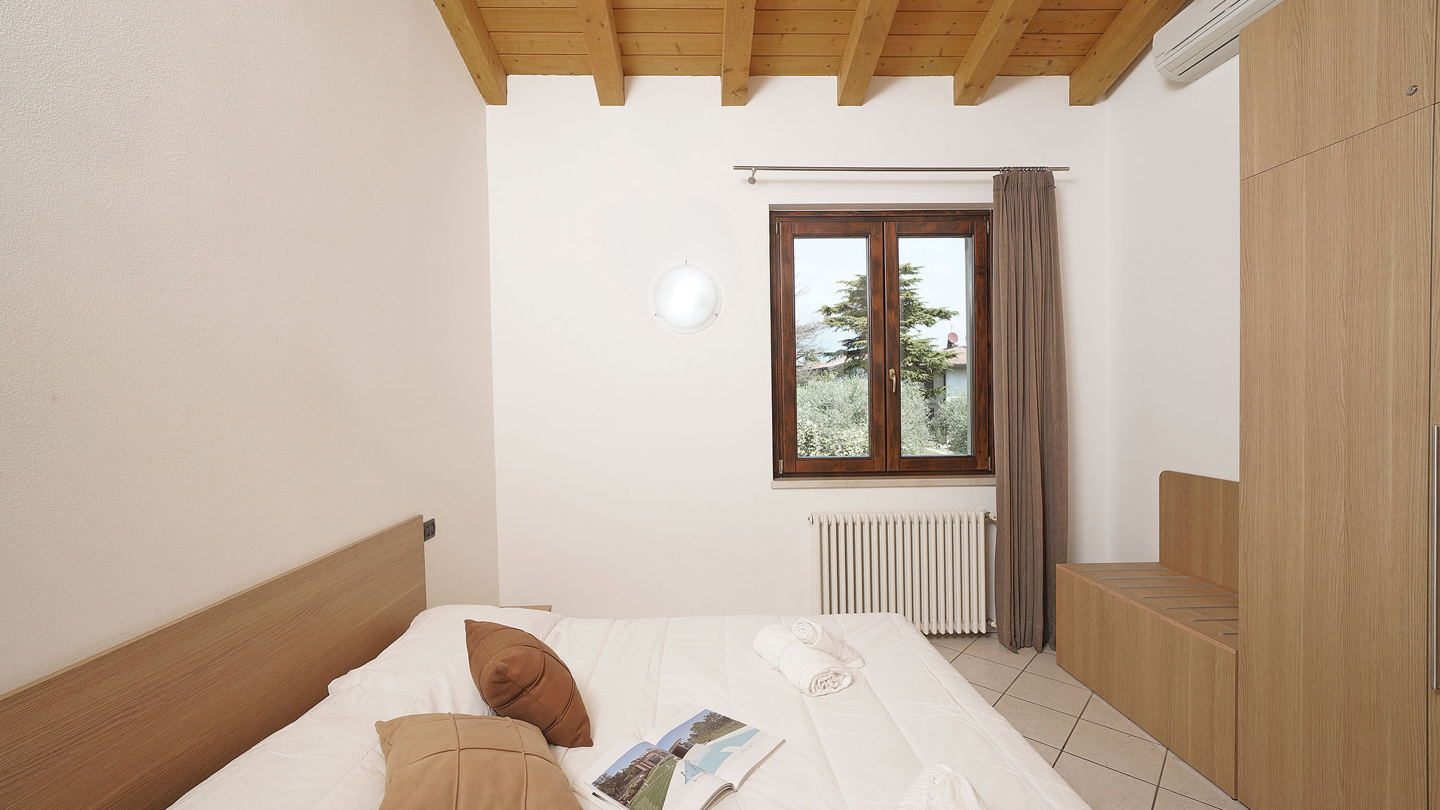 Italianway Manerba del Garda Apt Romantica 1