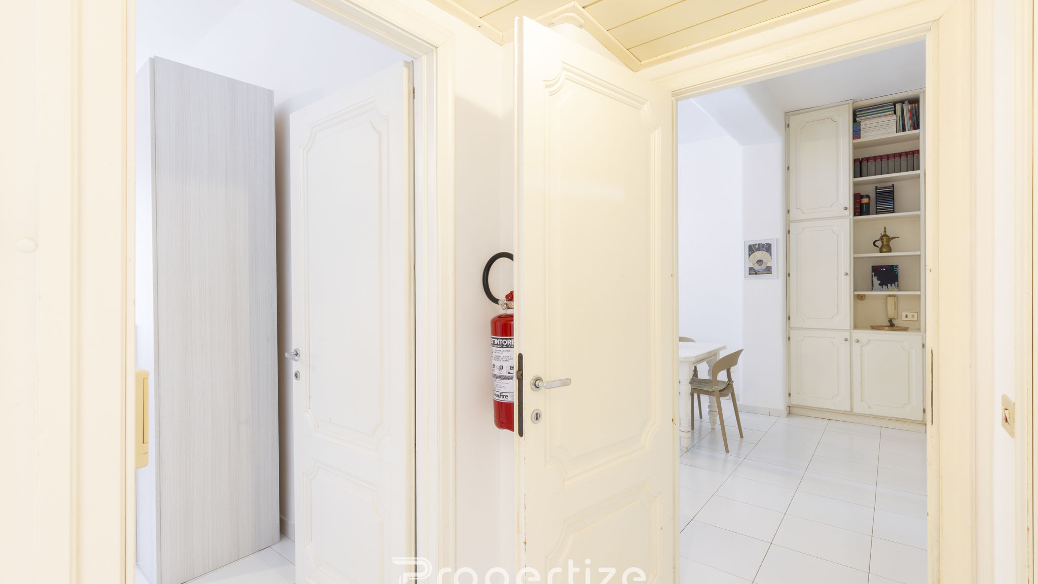 Italianway Cagliari White Residence by Propertize