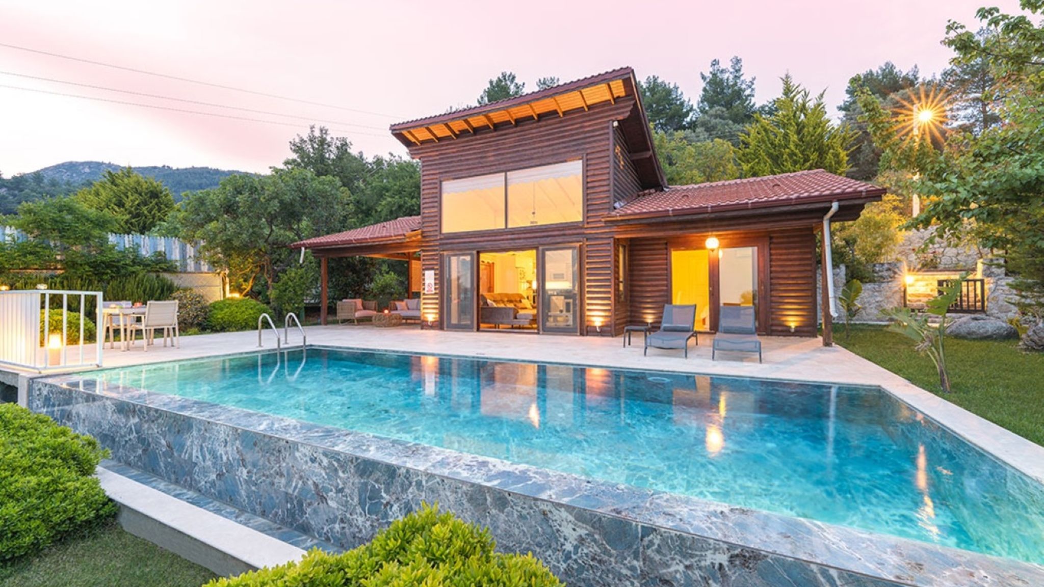 Italianway Kaş Yaz Evi