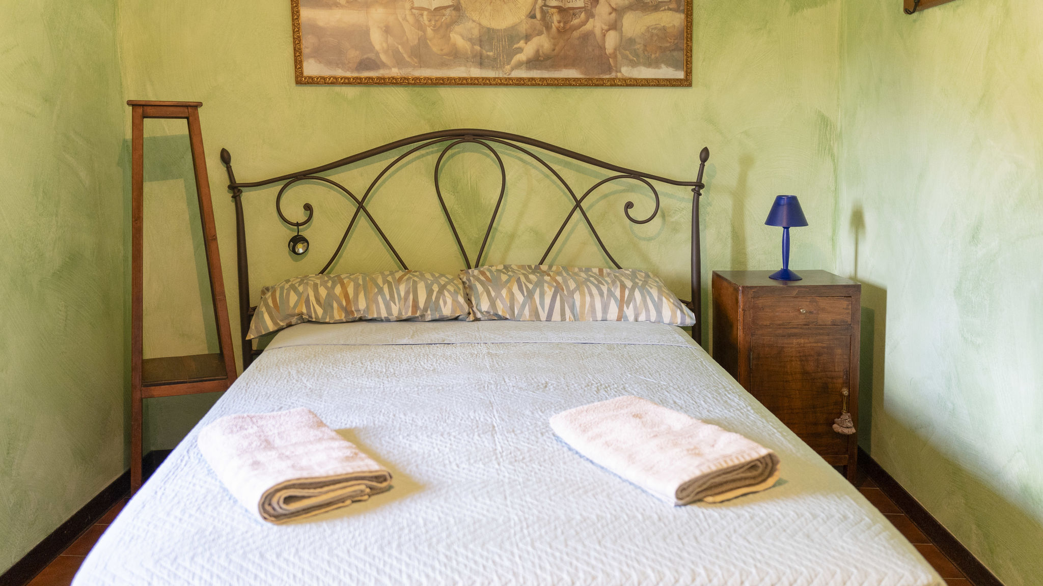 Italianway Campello sul Clitunno Ospitaci Casa Piccolo Borgo