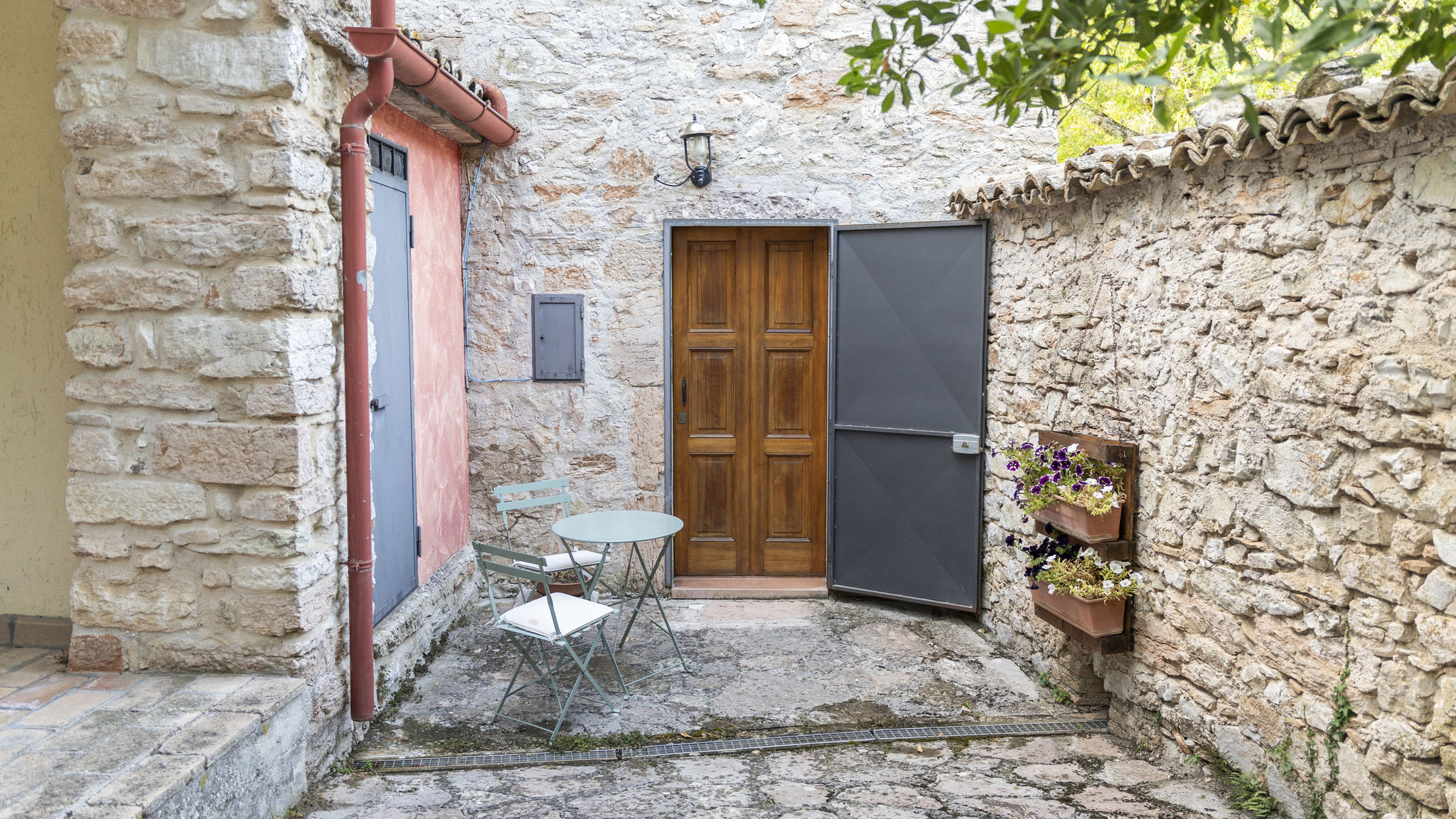 Italianway Campello sul Clitunno Ospitaci Casa Piccolo Borgo