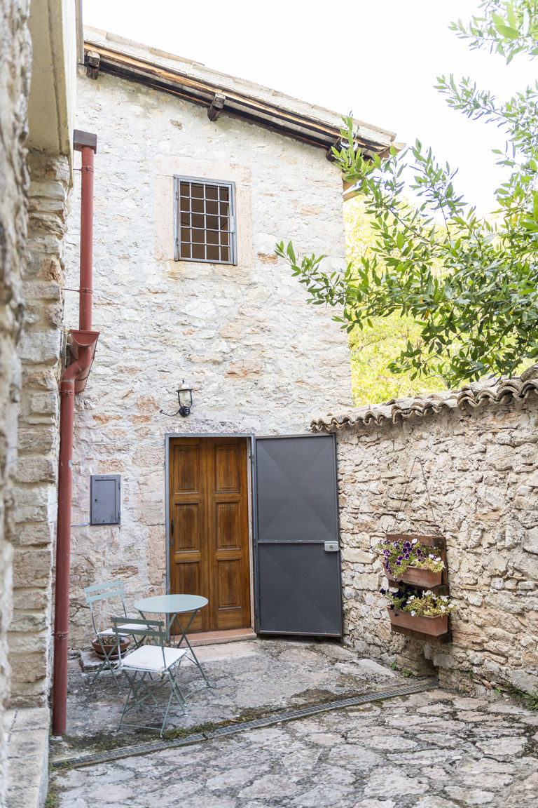 Italianway Campello sul Clitunno Ospitaci Casa Piccolo Borgo
