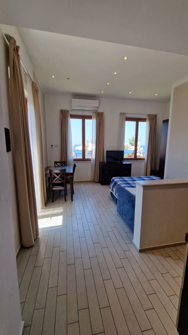 Italianway Livorno Monolocale fronte mare