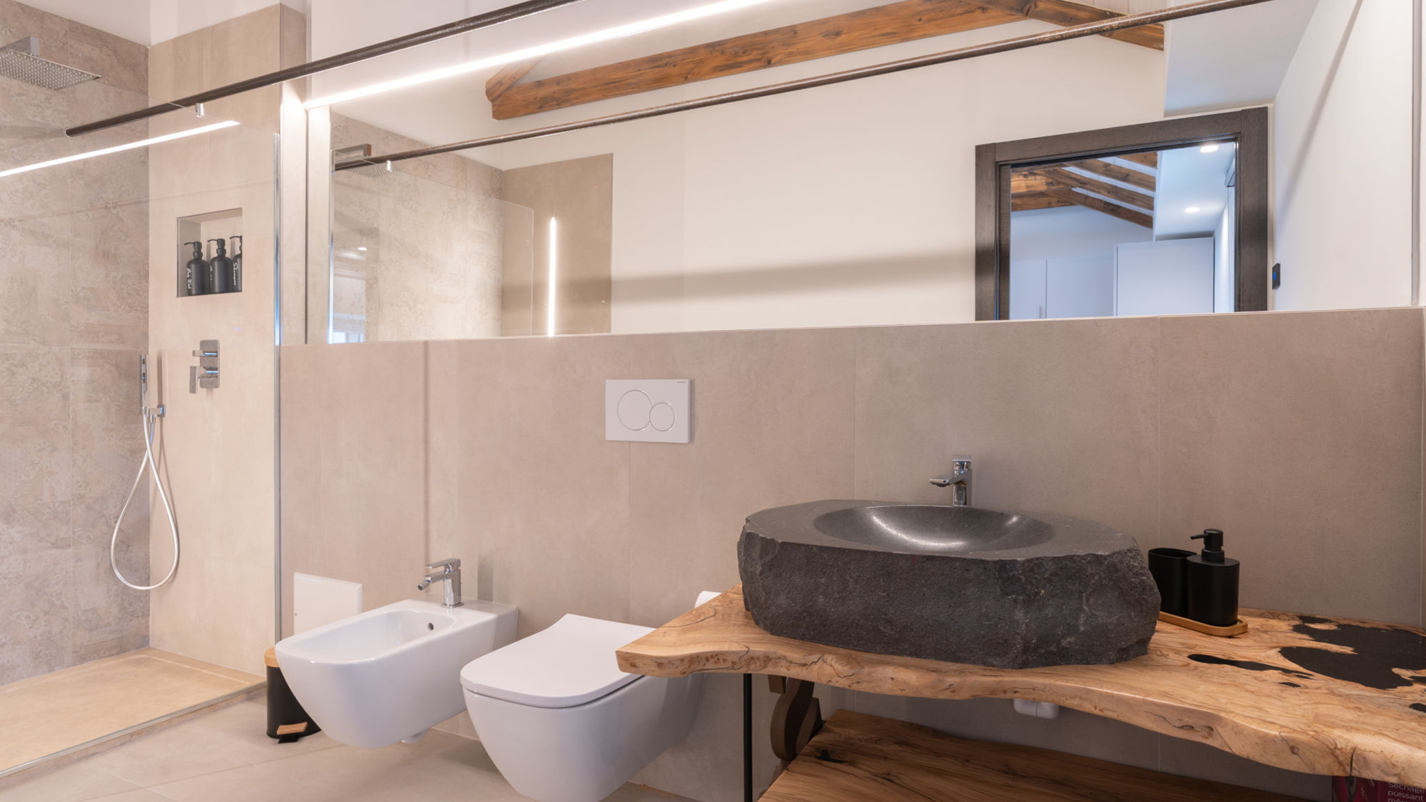 Italianway Calolziocorte 4 Elements - Italian GuestHouse - Breva Room