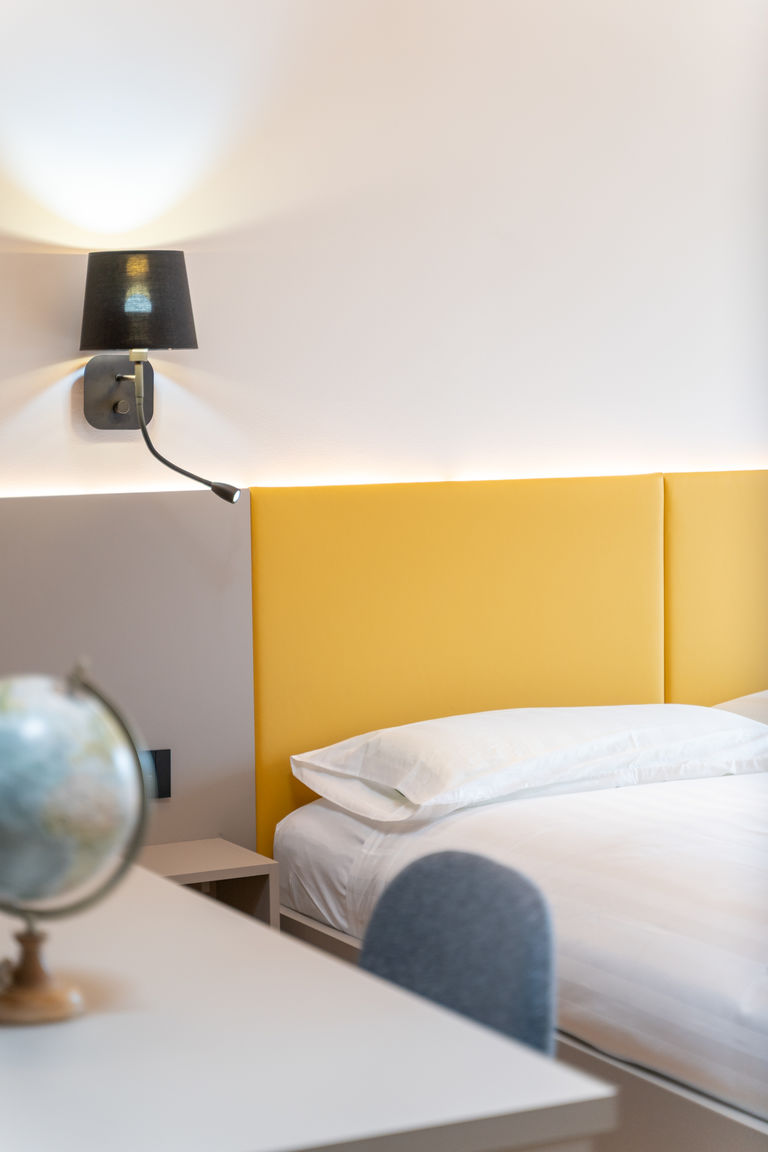 Italianway Calolziocorte 4 Elements - Italian GuestHouse - Ulivo Room