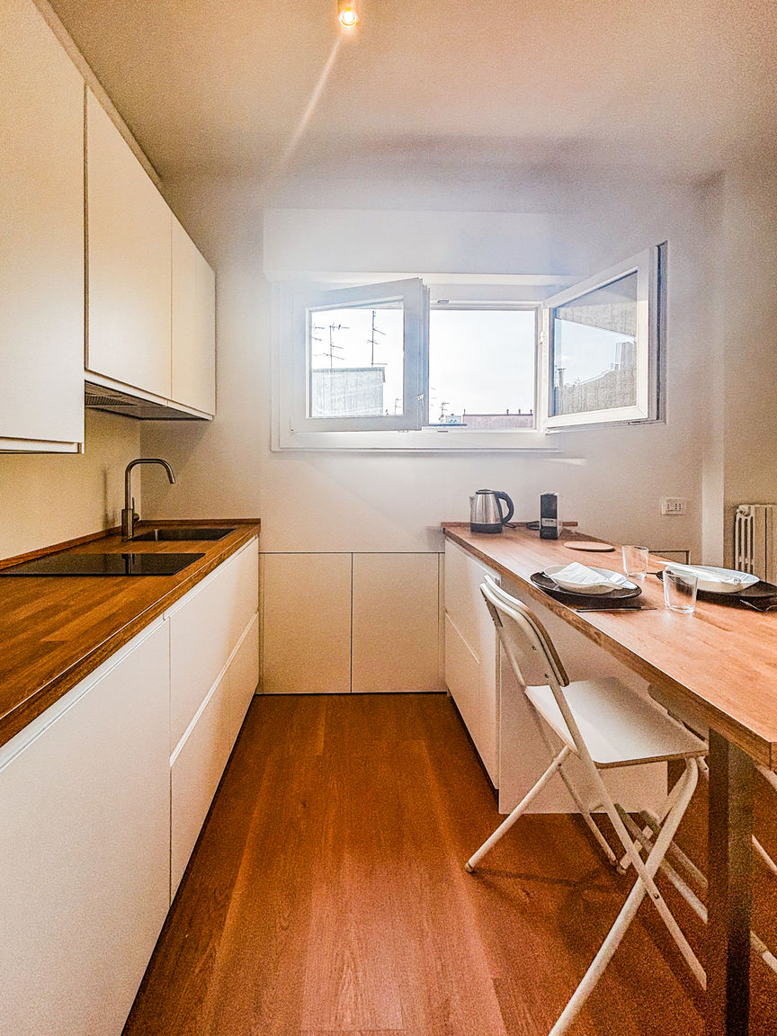 Italianway Milano Ariberto22 Suite - 15 mins walk from Duomo