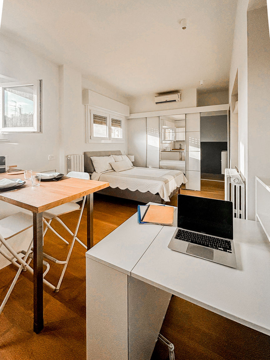 Italianway Milano Ariberto22 Suite - 15 mins walk from Duomo