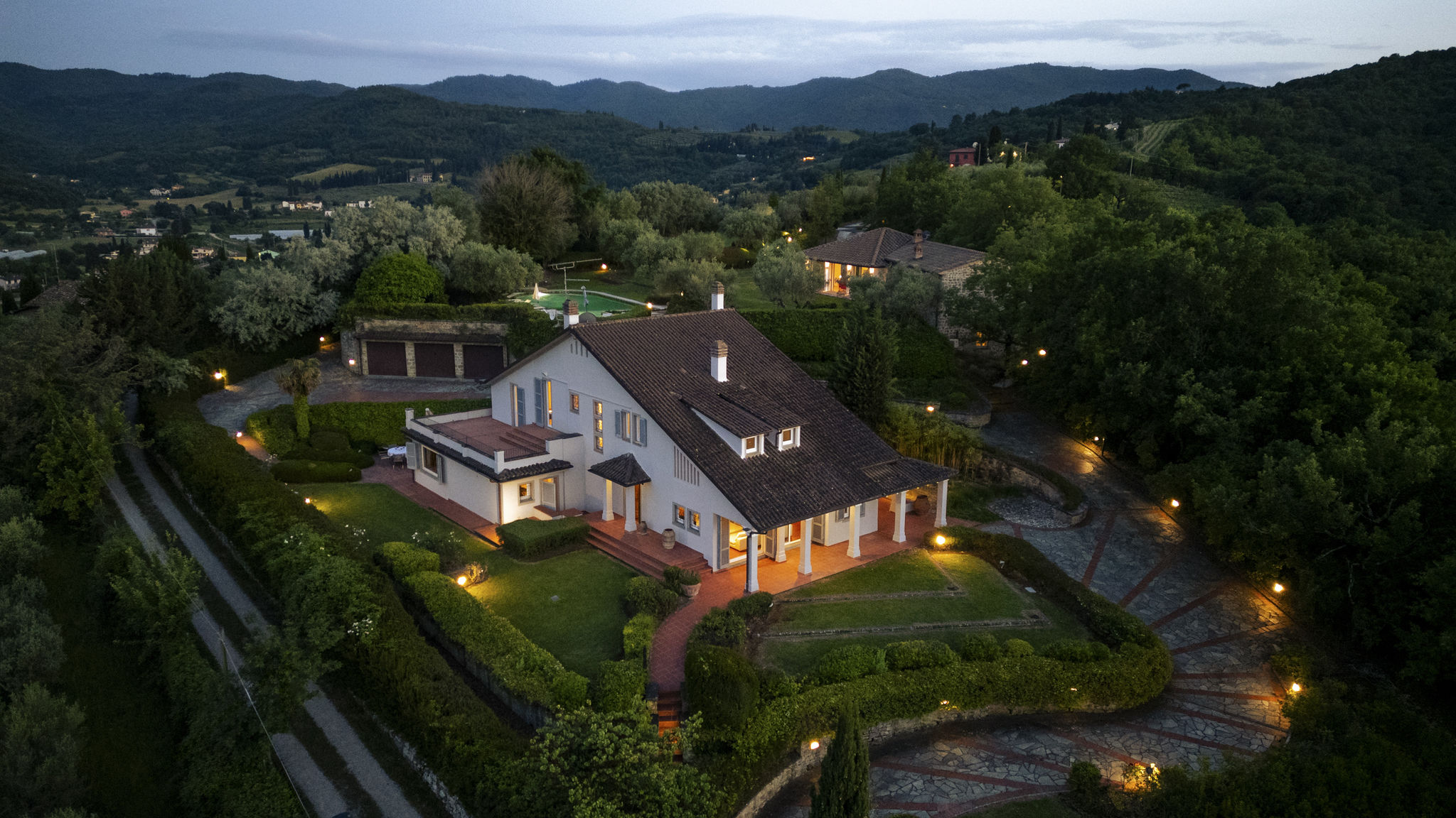 Italianway Arezzo Villa Ninfeo 10+4
