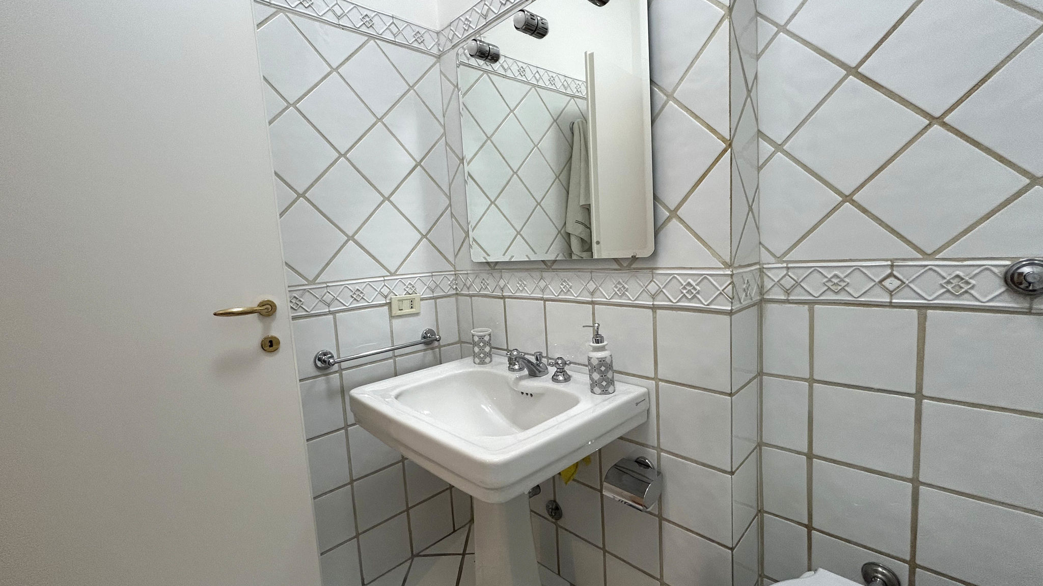 Italianway Roma Tiziano House by Ghor