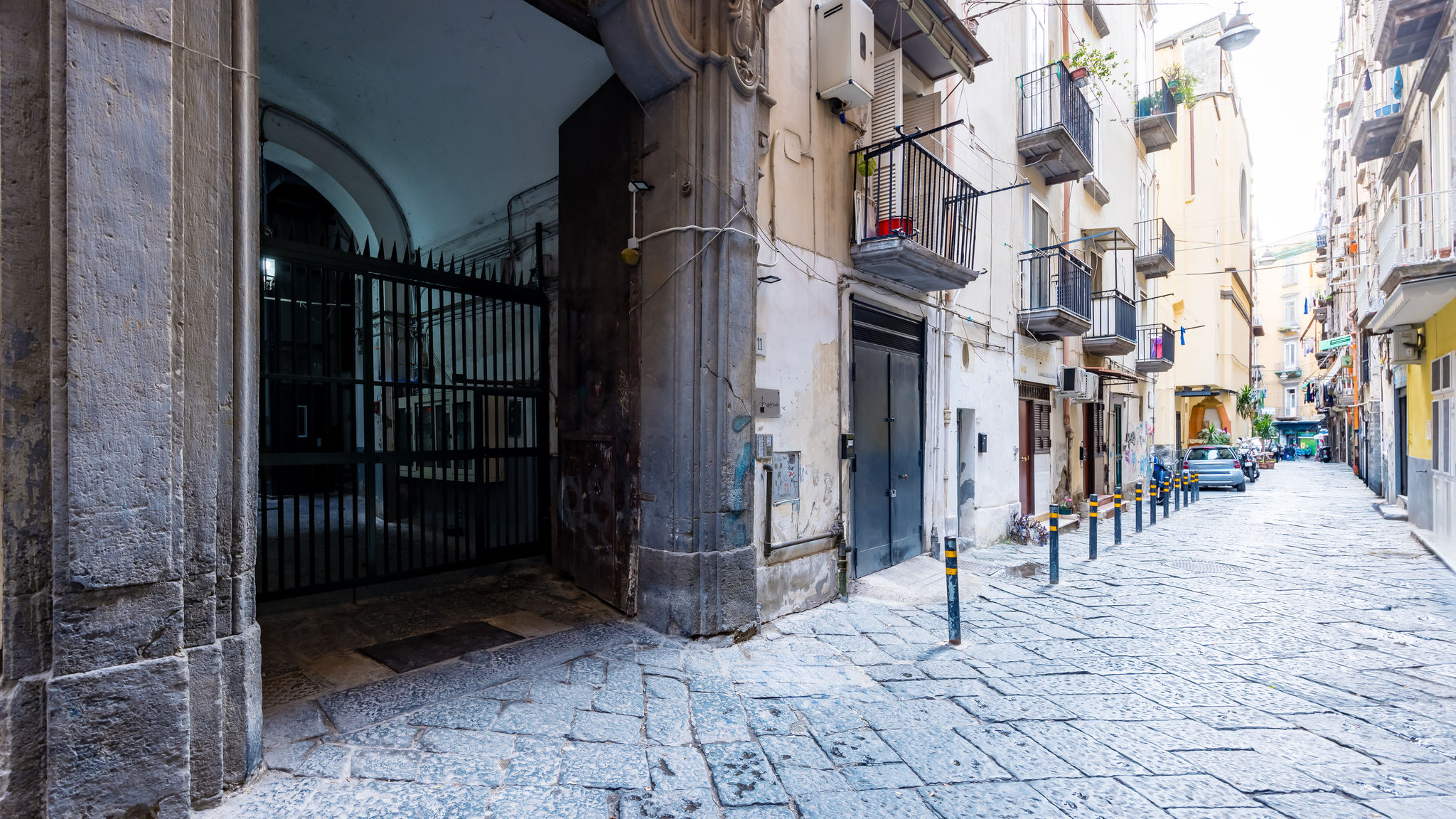 Italianway Napoli Modern Spacious Apartment in the Heart of Naples 