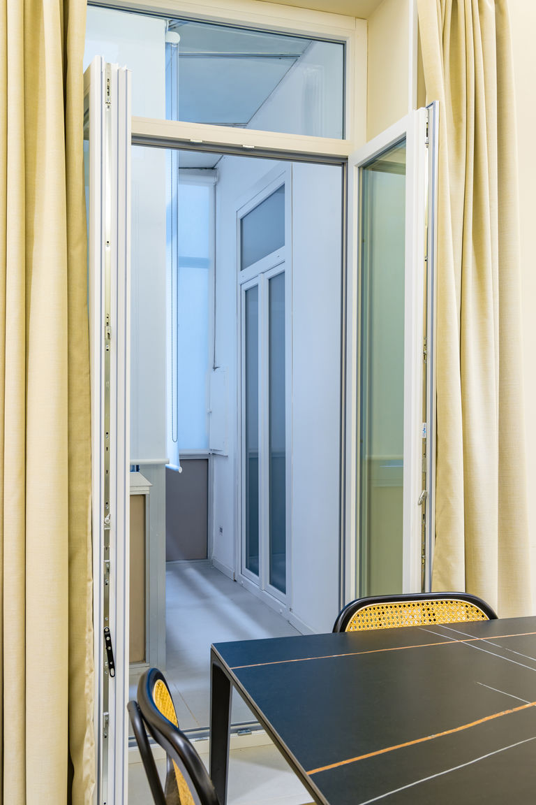 Italianway Napoli Modern Spacious Apartment in the Heart of Naples 