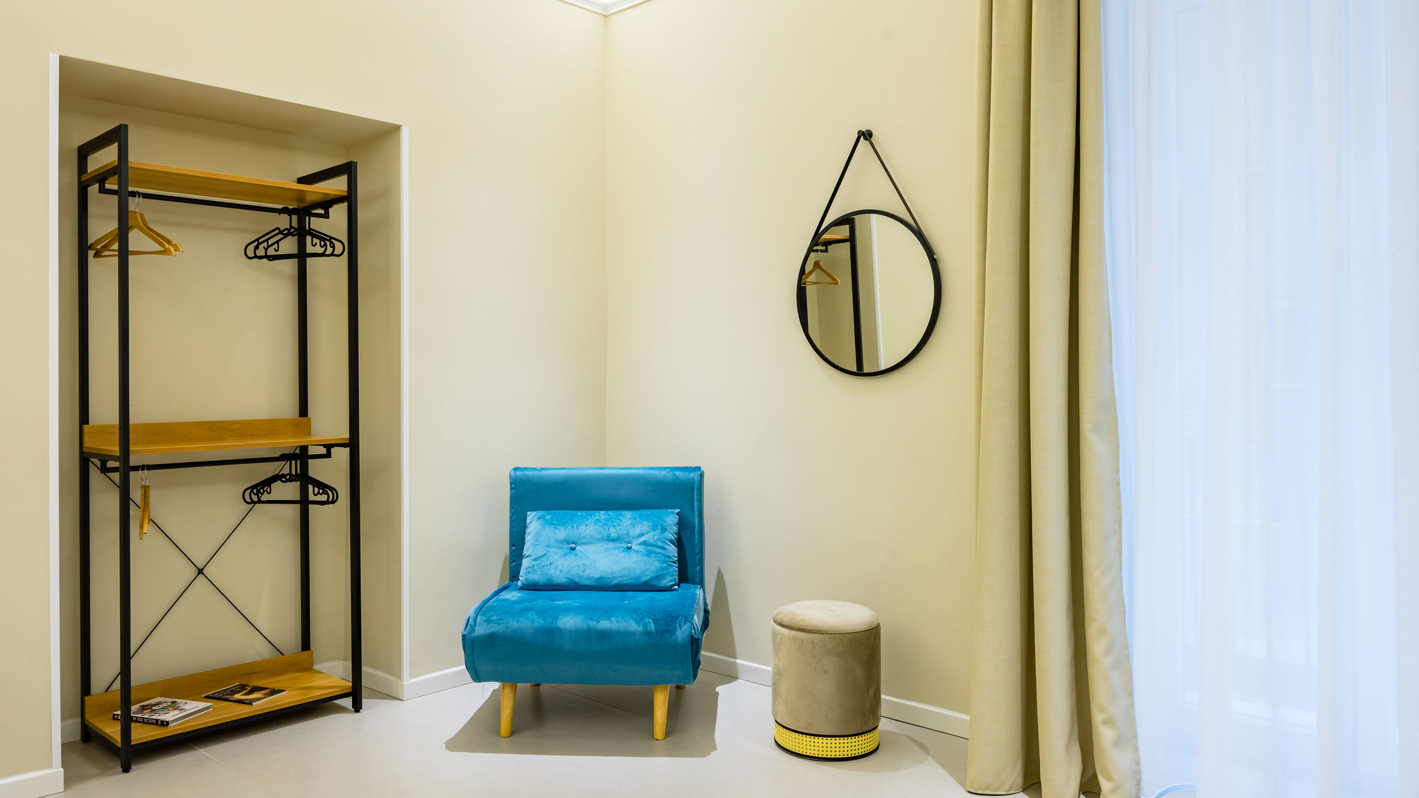 Italianway Napoli Modern Spacious Apartment in the Heart of Naples 