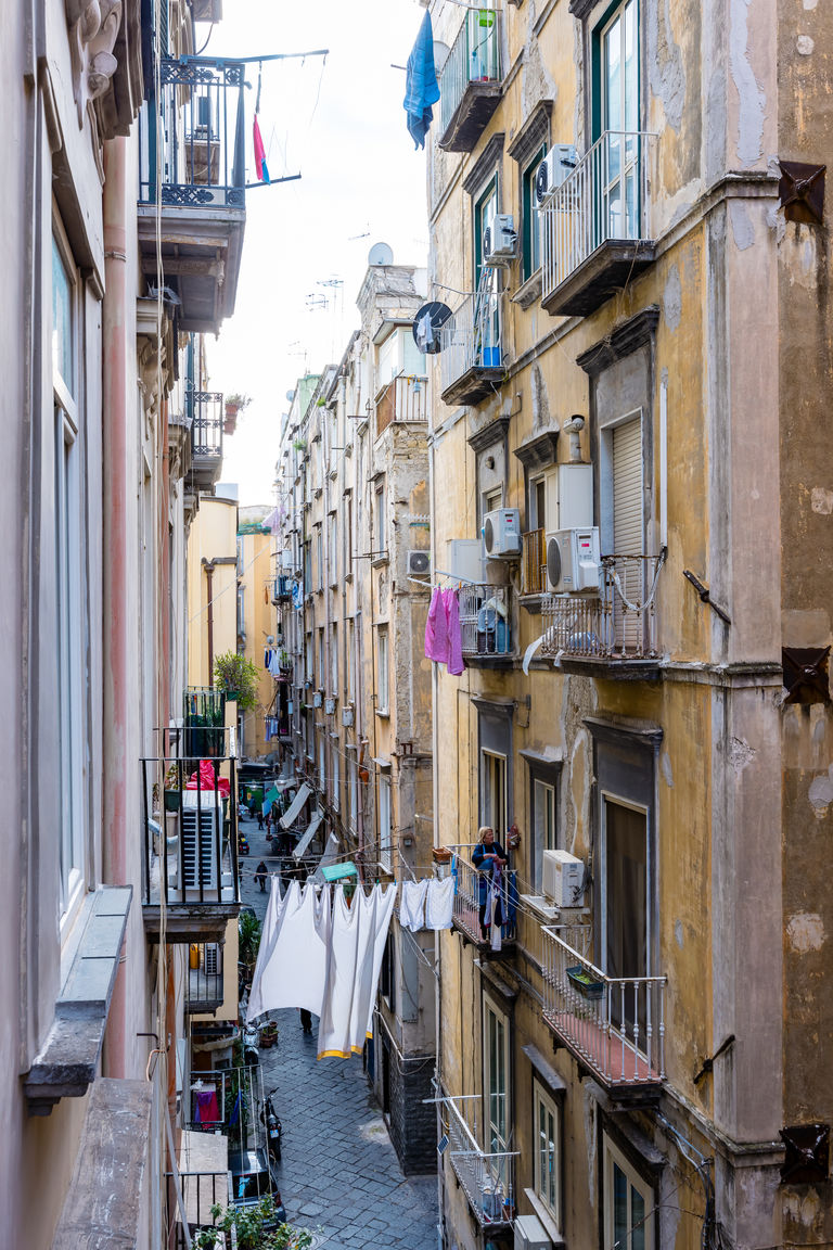 Italianway Napoli Modern Spacious Apartment in the Heart of Naples 