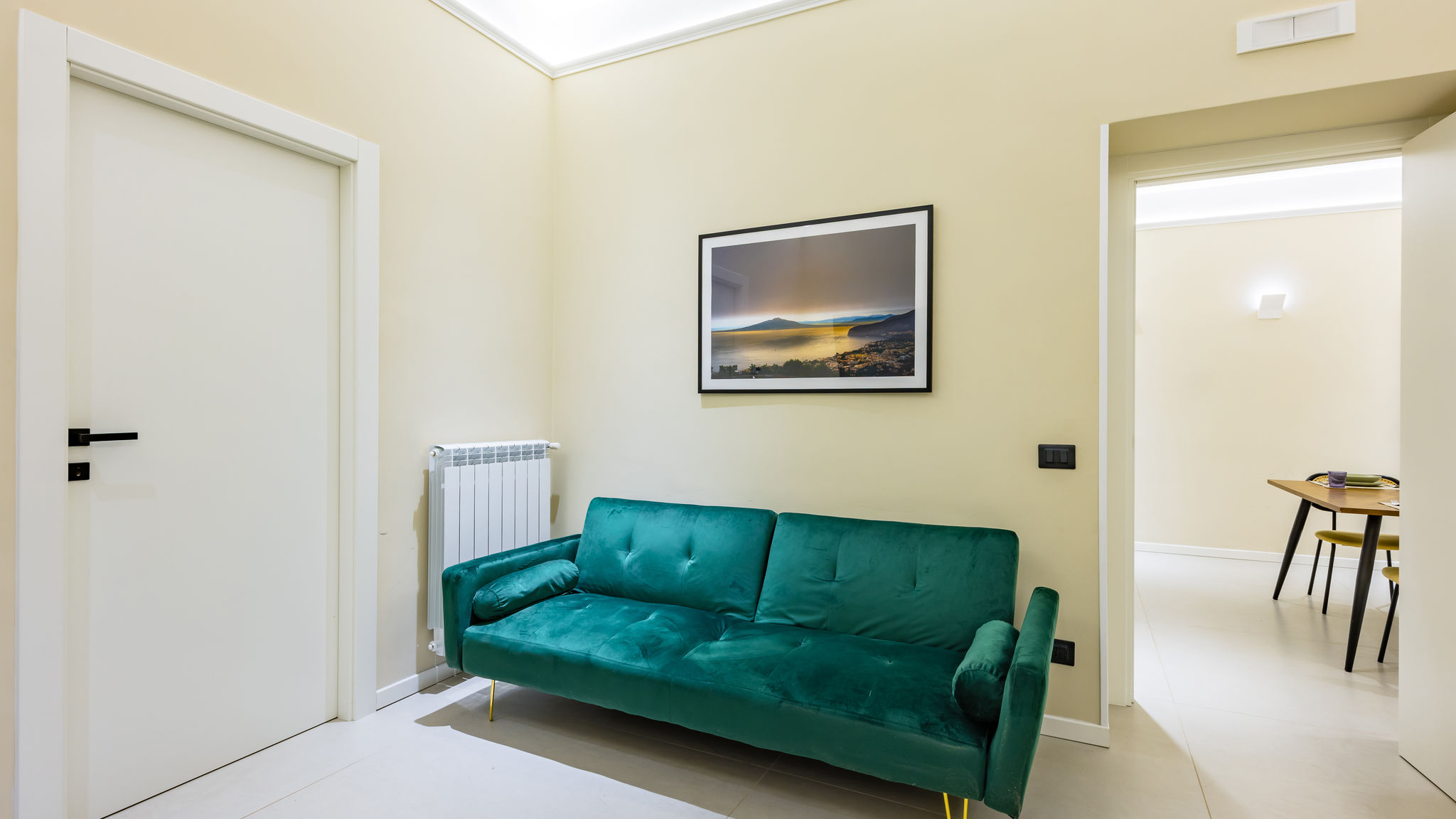 Italianway Napoli Modern Spacious Apartment in the Heart of Naples 