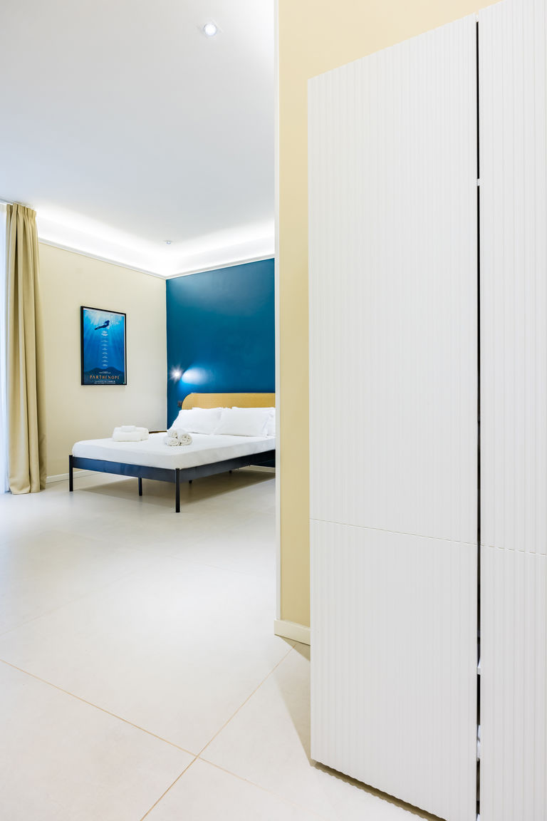 Italianway Napoli Modern Spacious Apartment in the Heart of Naples 