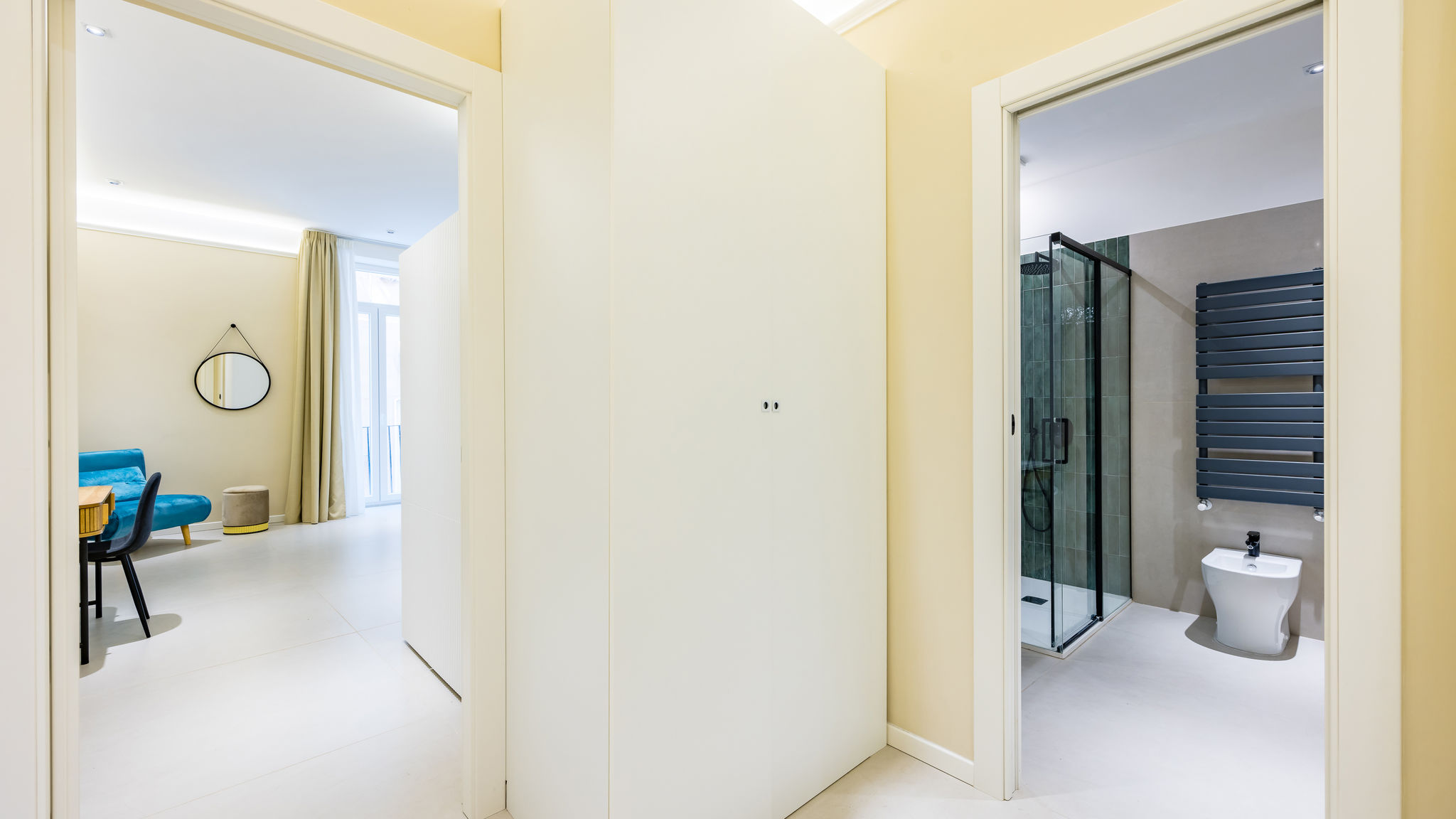 Italianway Napoli Modern Spacious Apartment in the Heart of Naples 