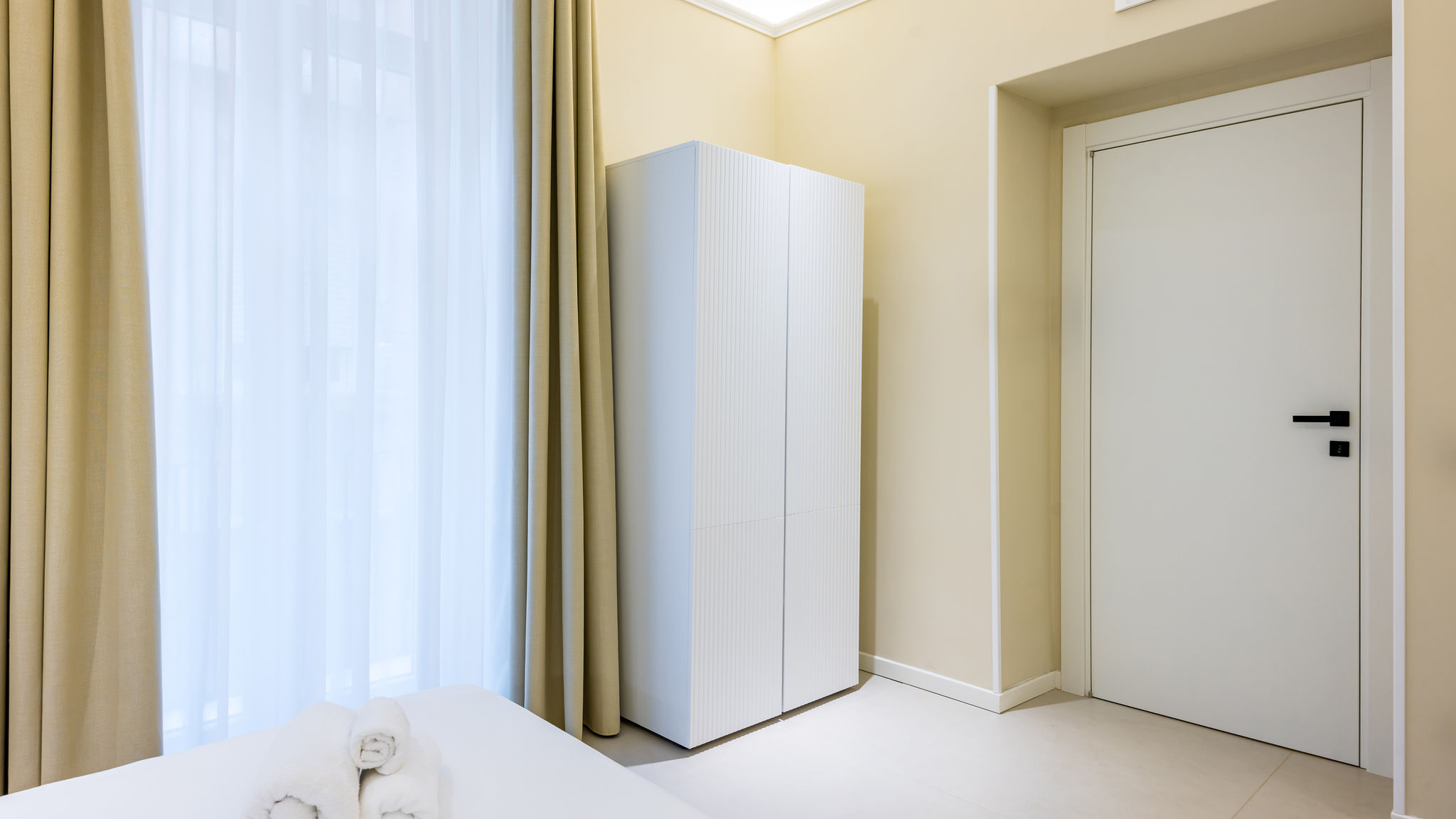 Italianway Napoli Modern Spacious Apartment in the Heart of Naples 