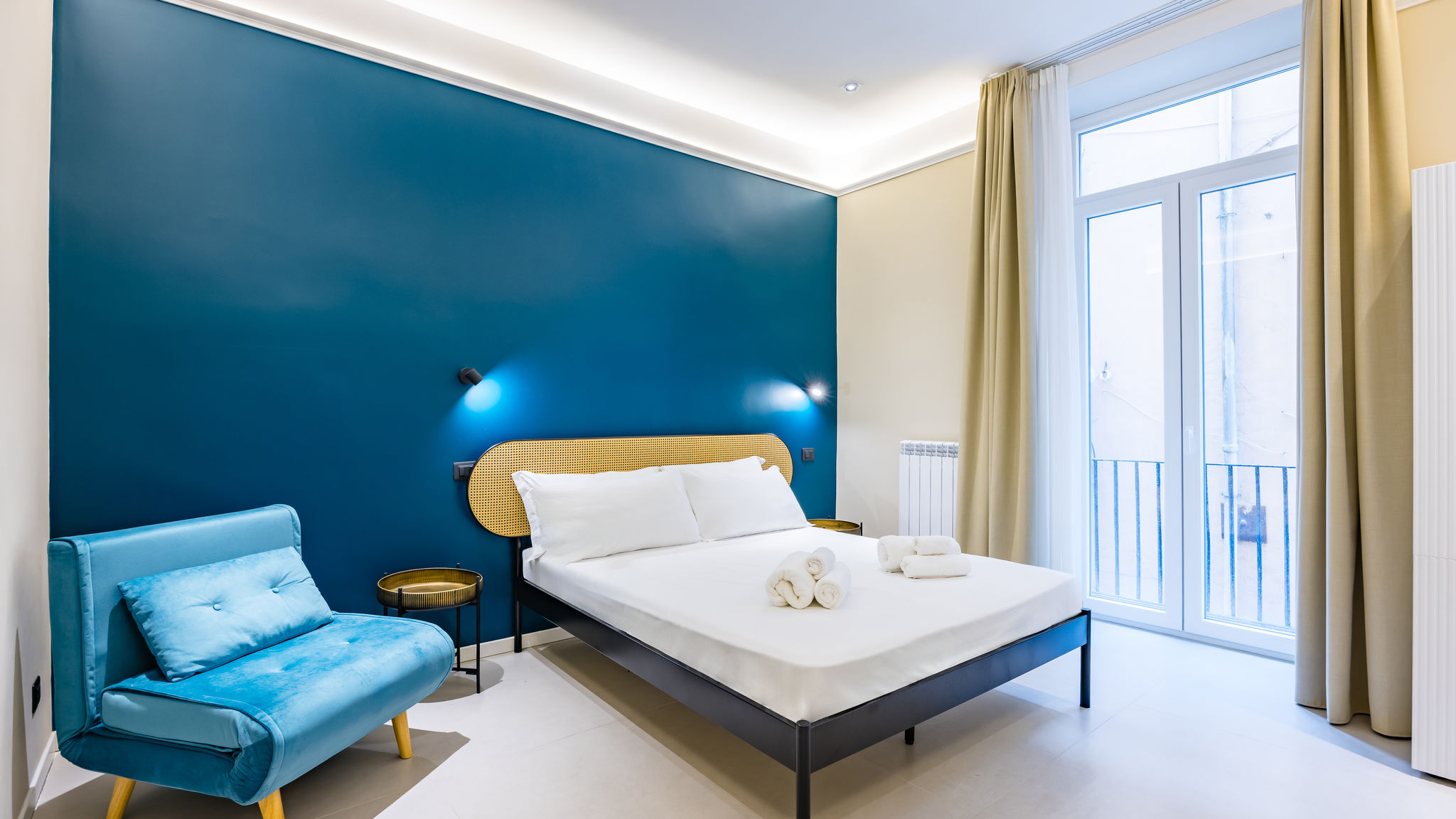 Italianway Napoli Modern Spacious Apartment in the Heart of Naples 