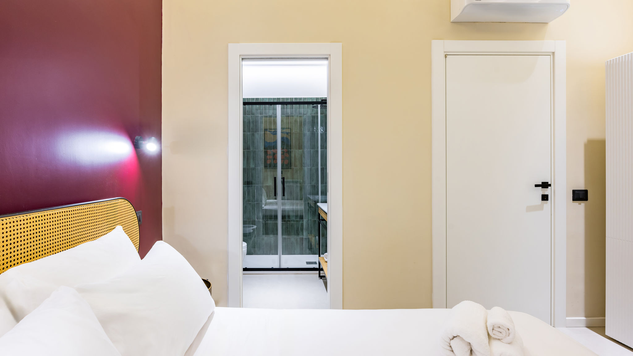 Italianway Napoli Modern Spacious Apartment in the Heart of Naples 