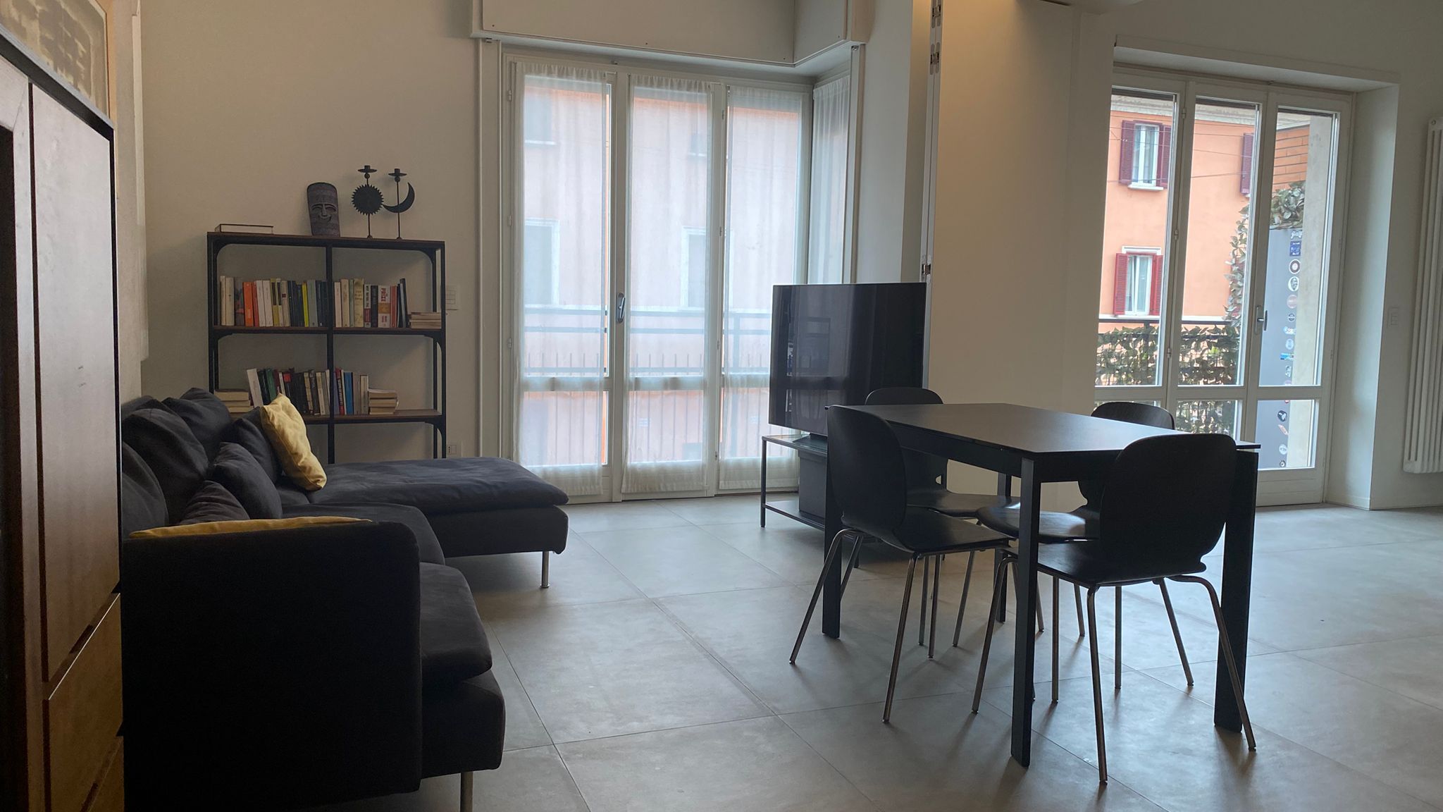 Italianway Milano Large Central Apartment Milan’s Navigli – 6 Guests