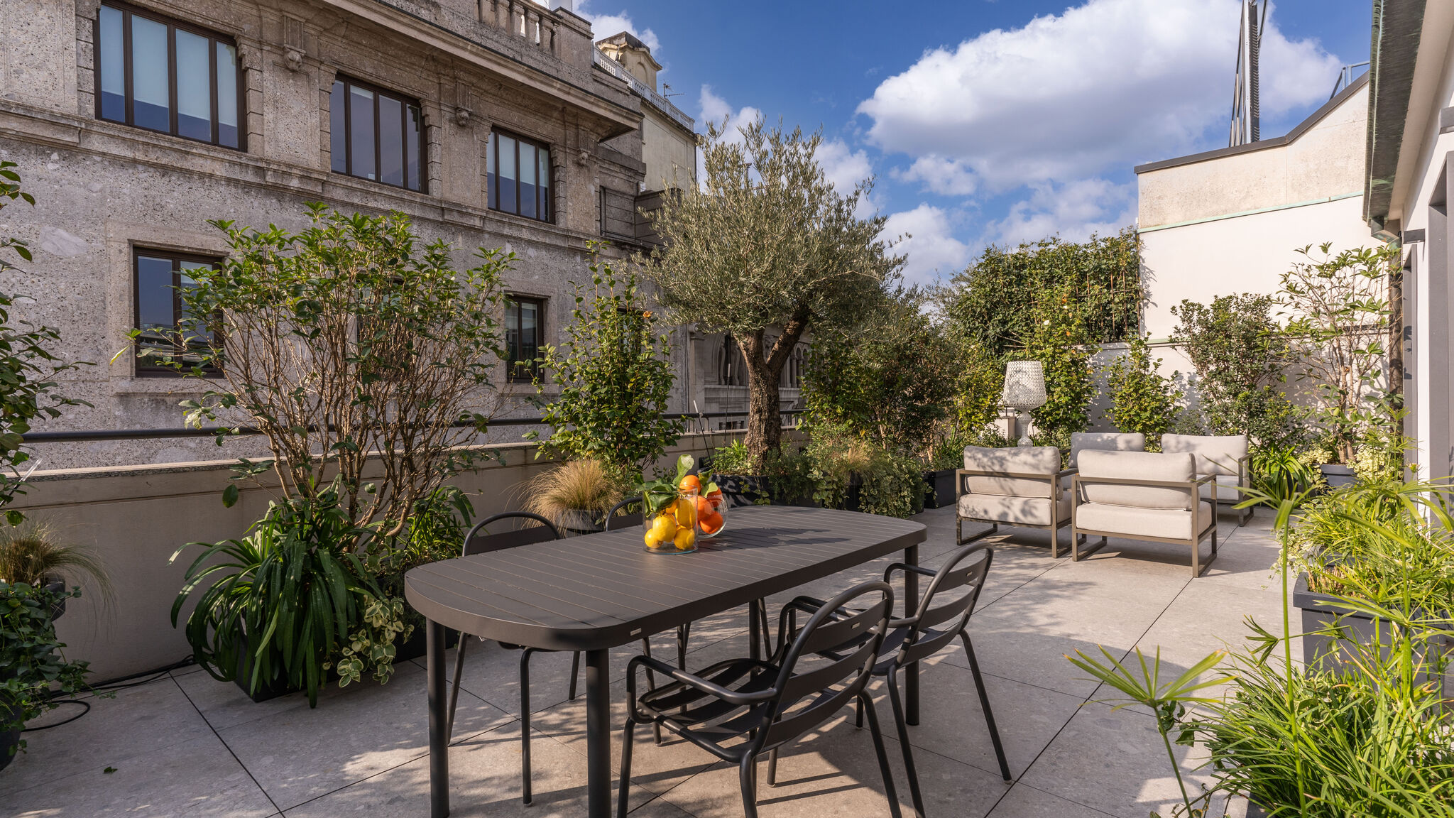 Italianway Milano Seety Duomo - Roof Garden 