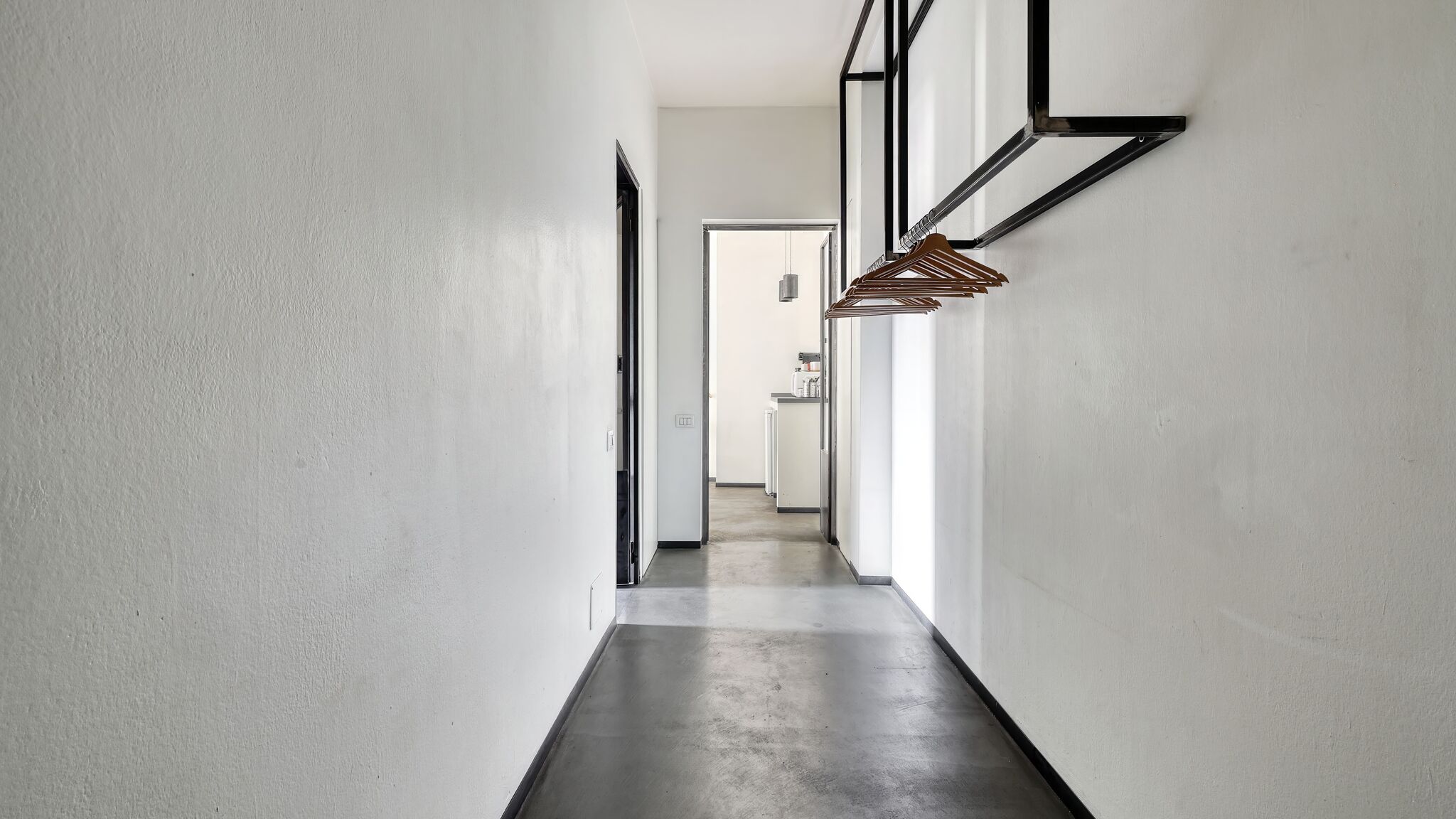 Italianway Milano Minimal Chic Studio near Milan Centrale