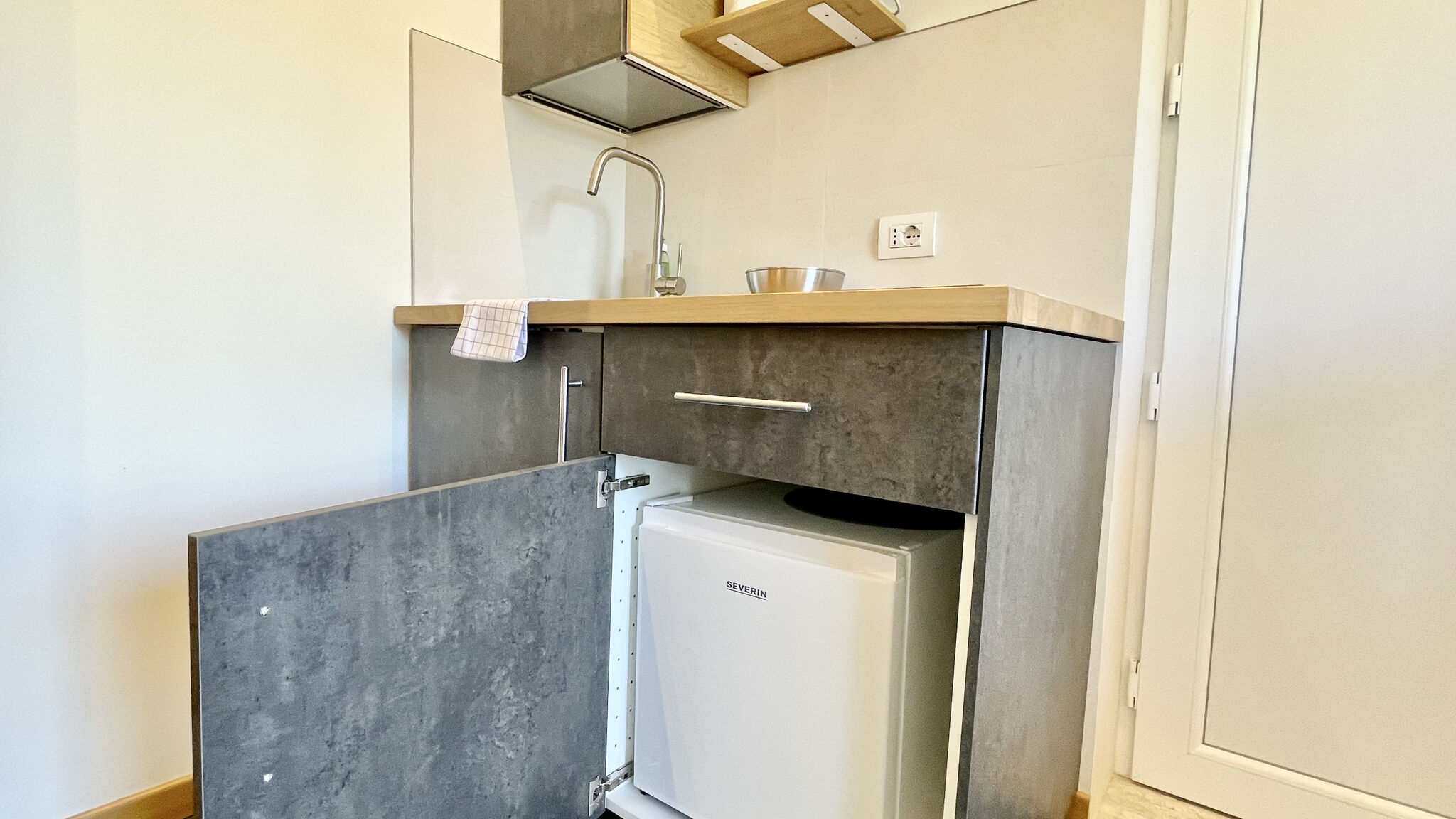 Italianway Riccione Bilocale con balcone e piscina a Riccione
