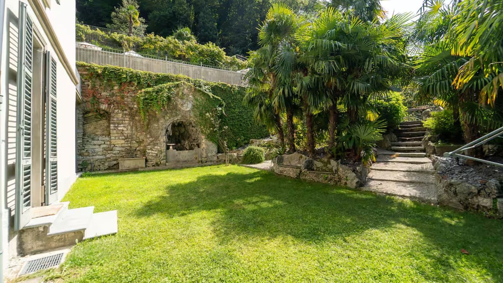 Italianway Torno Villa Eos by MyVillaCollection