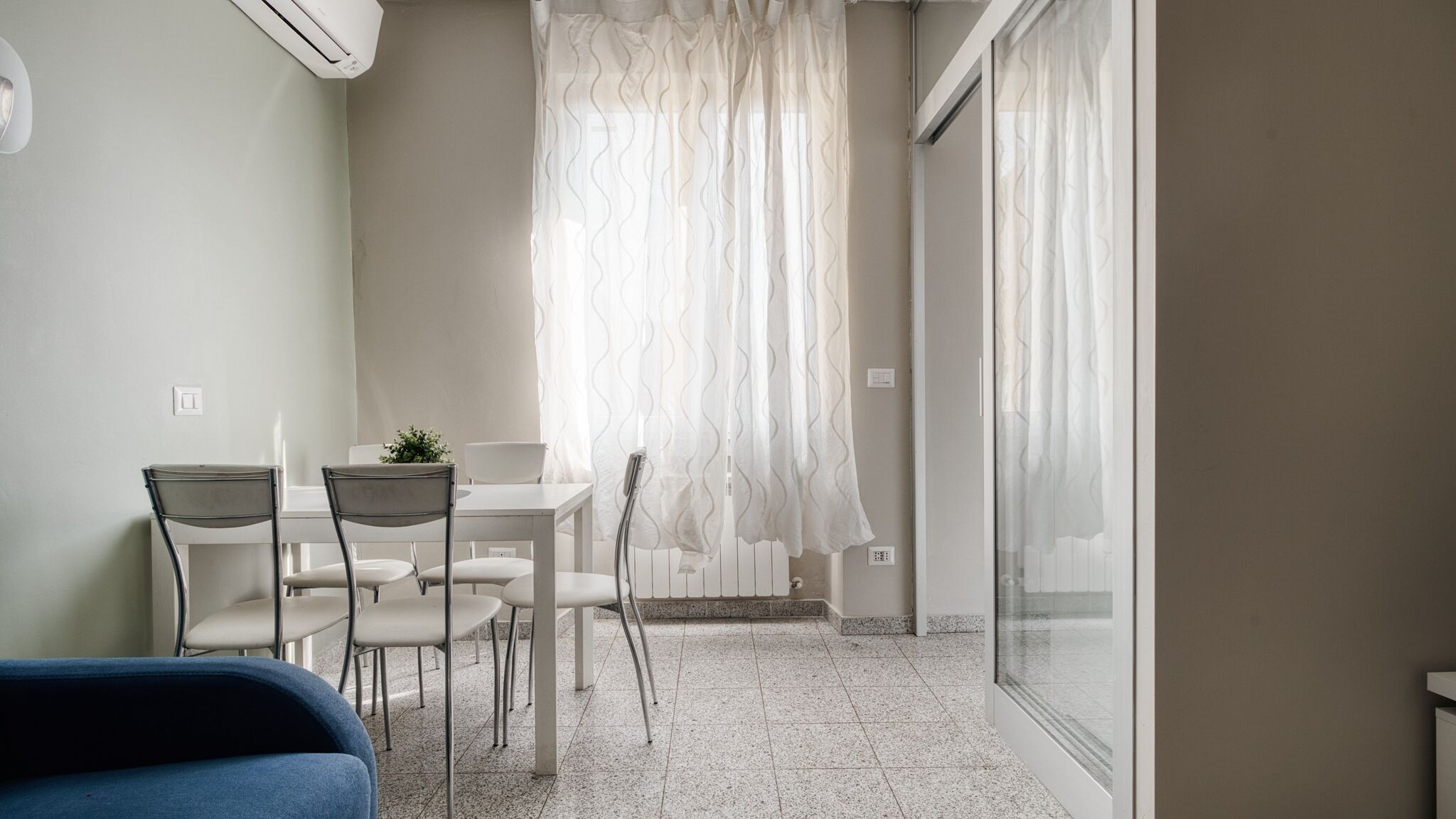 Italianway Milano City Stay for 6 – Walk to Milan’s Best Spots