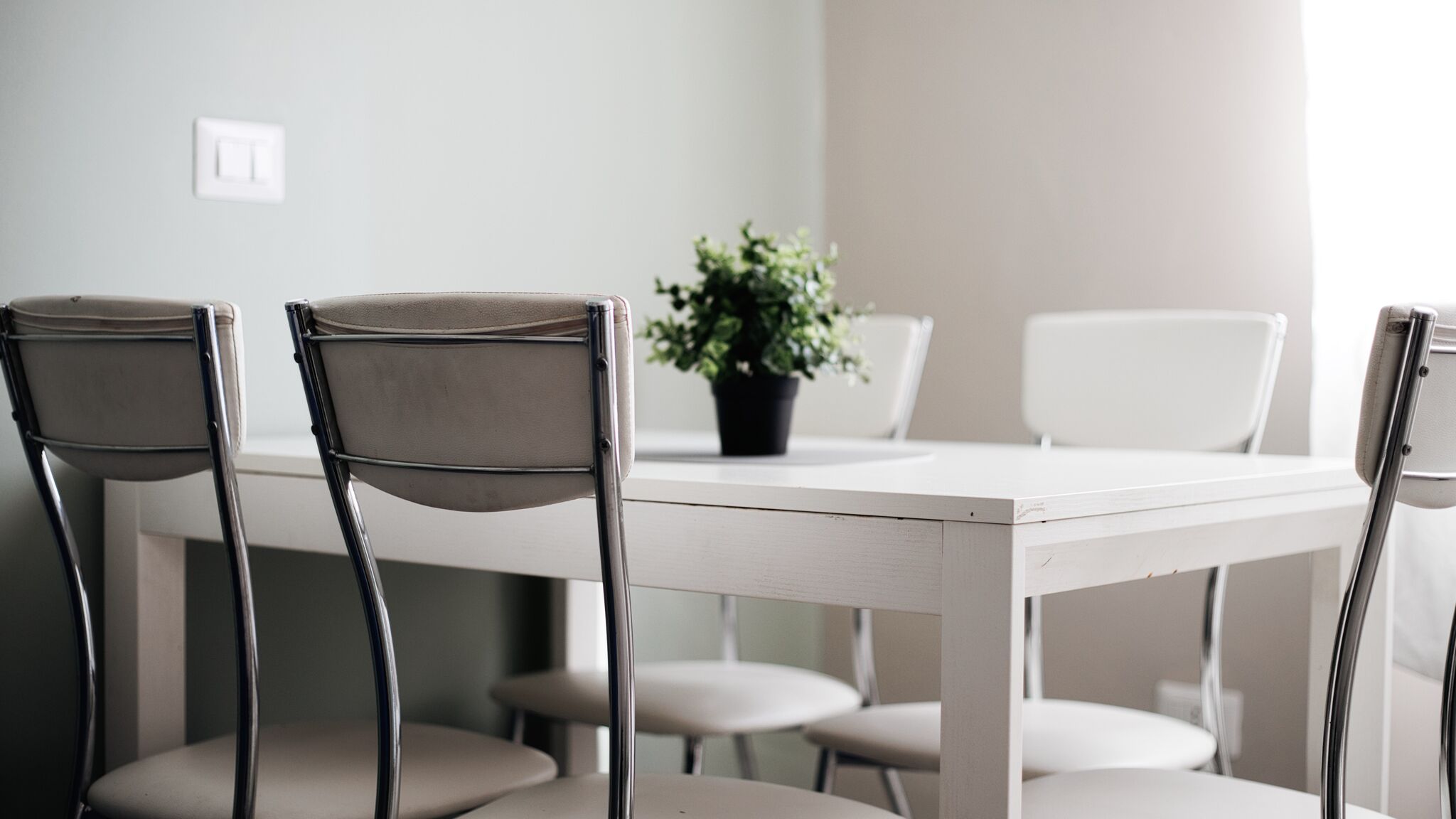 Italianway Milano City Stay for 6 – Walk to Milan’s Best Spots
