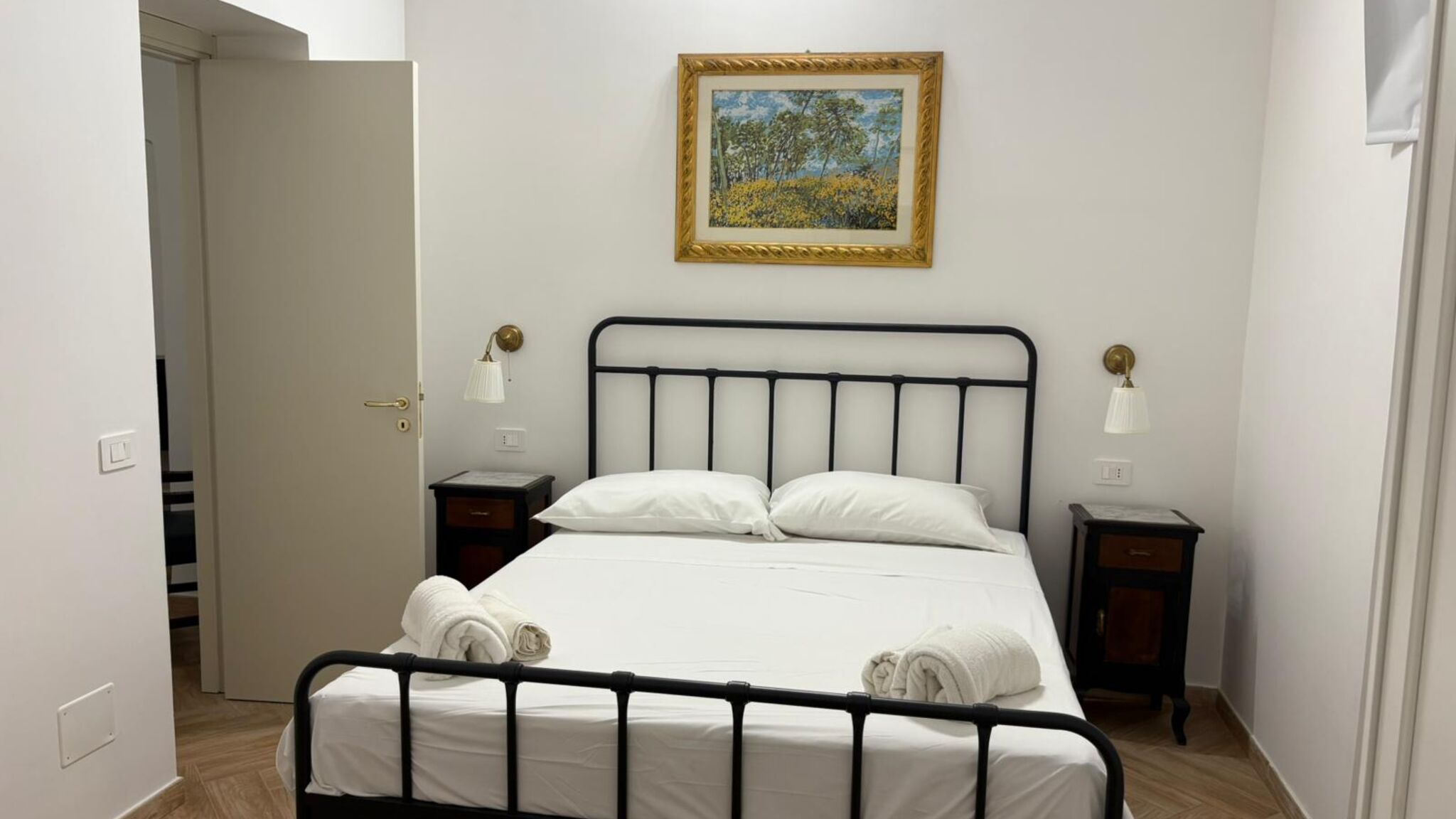 Italianway Napoli Casa delle camelie