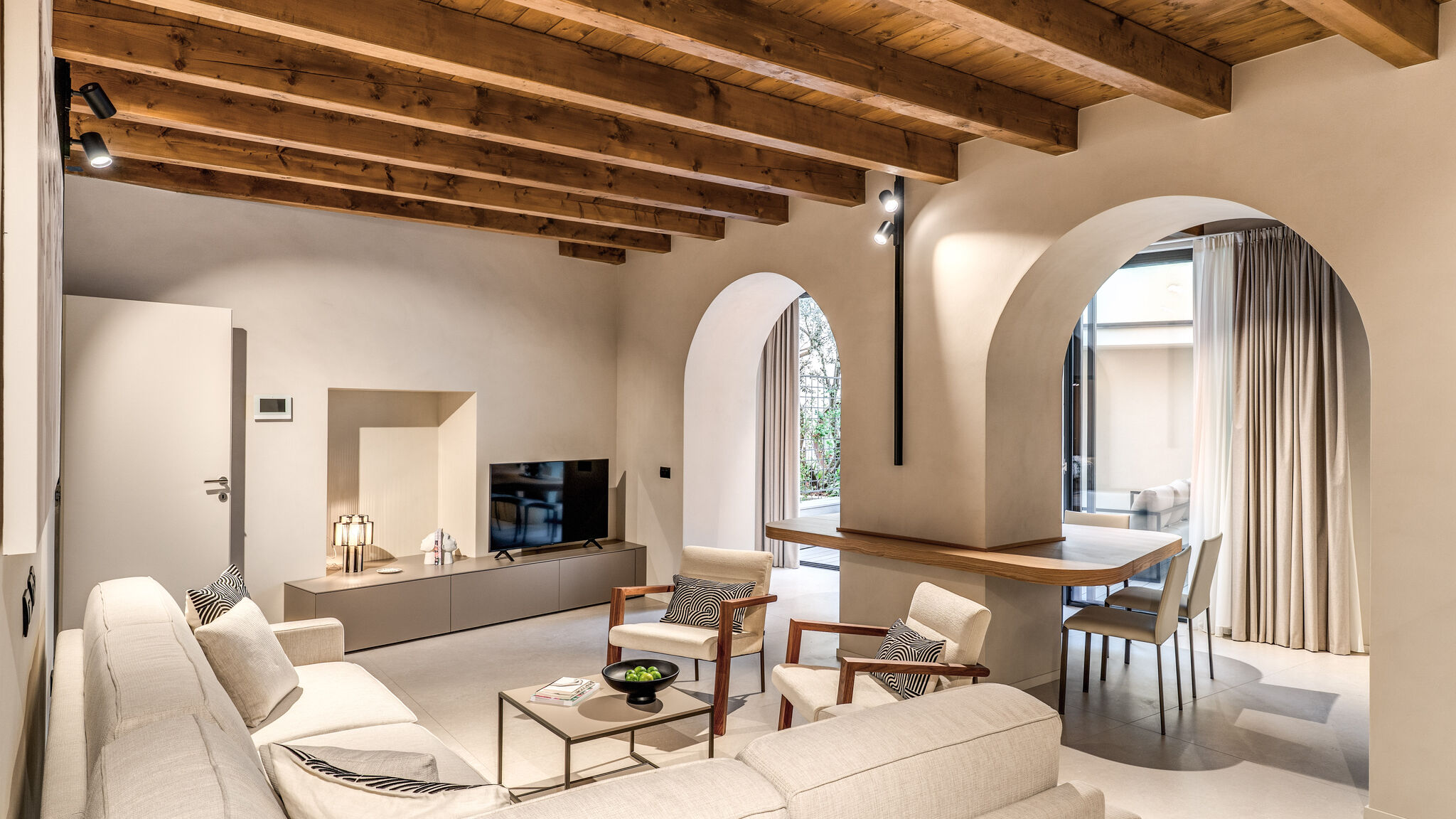 Italianway Milano Agnesi Statue - 1.001