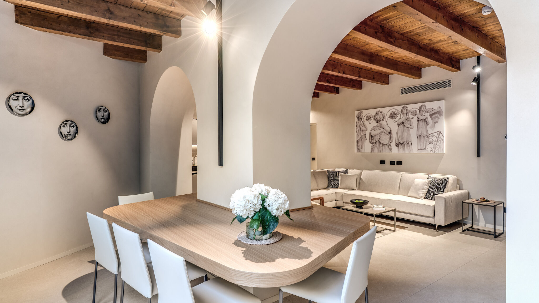 Italianway Milano Agnesi Statue - 1.001