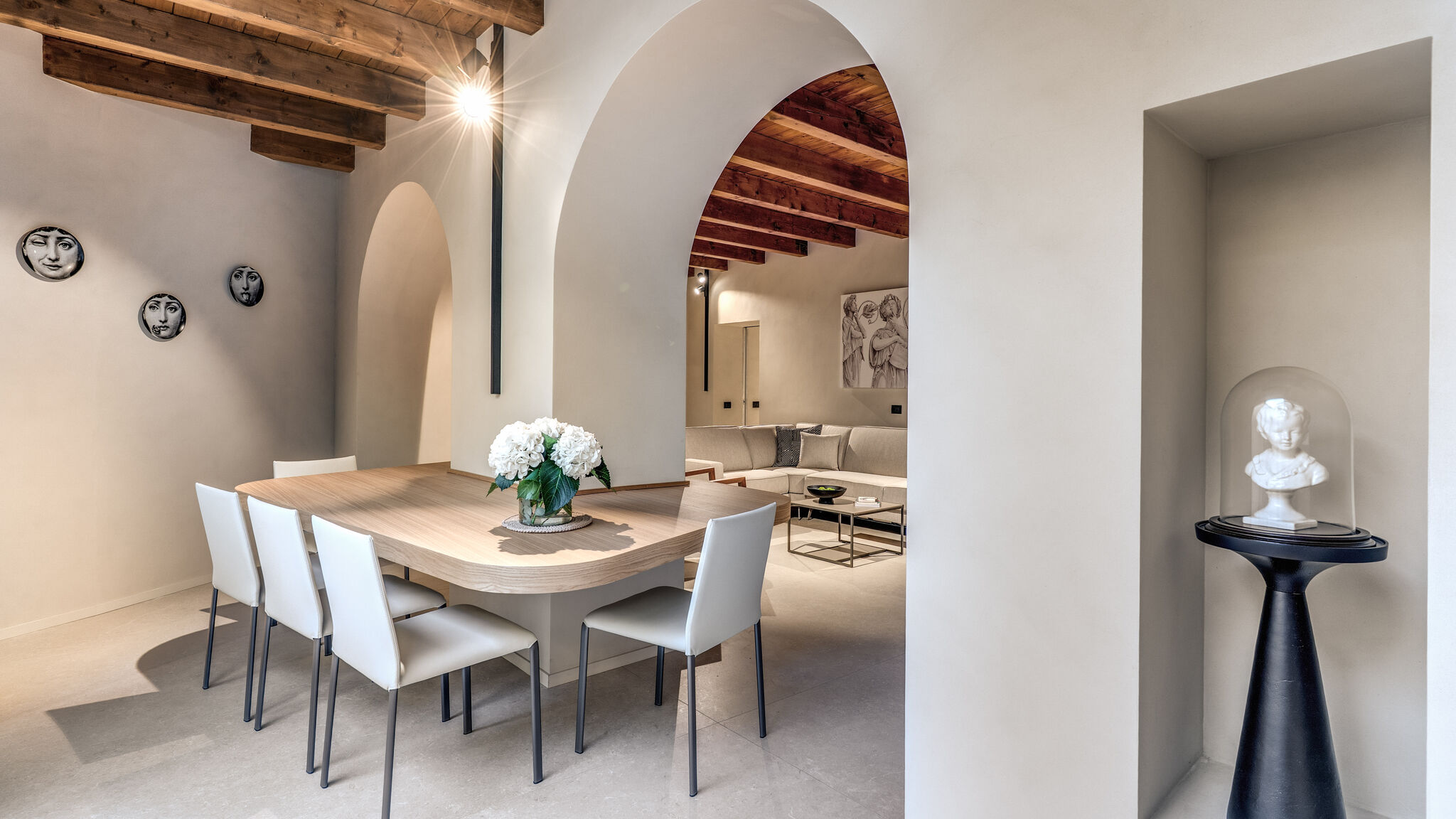 Italianway Milano Agnesi Statue - 1.001