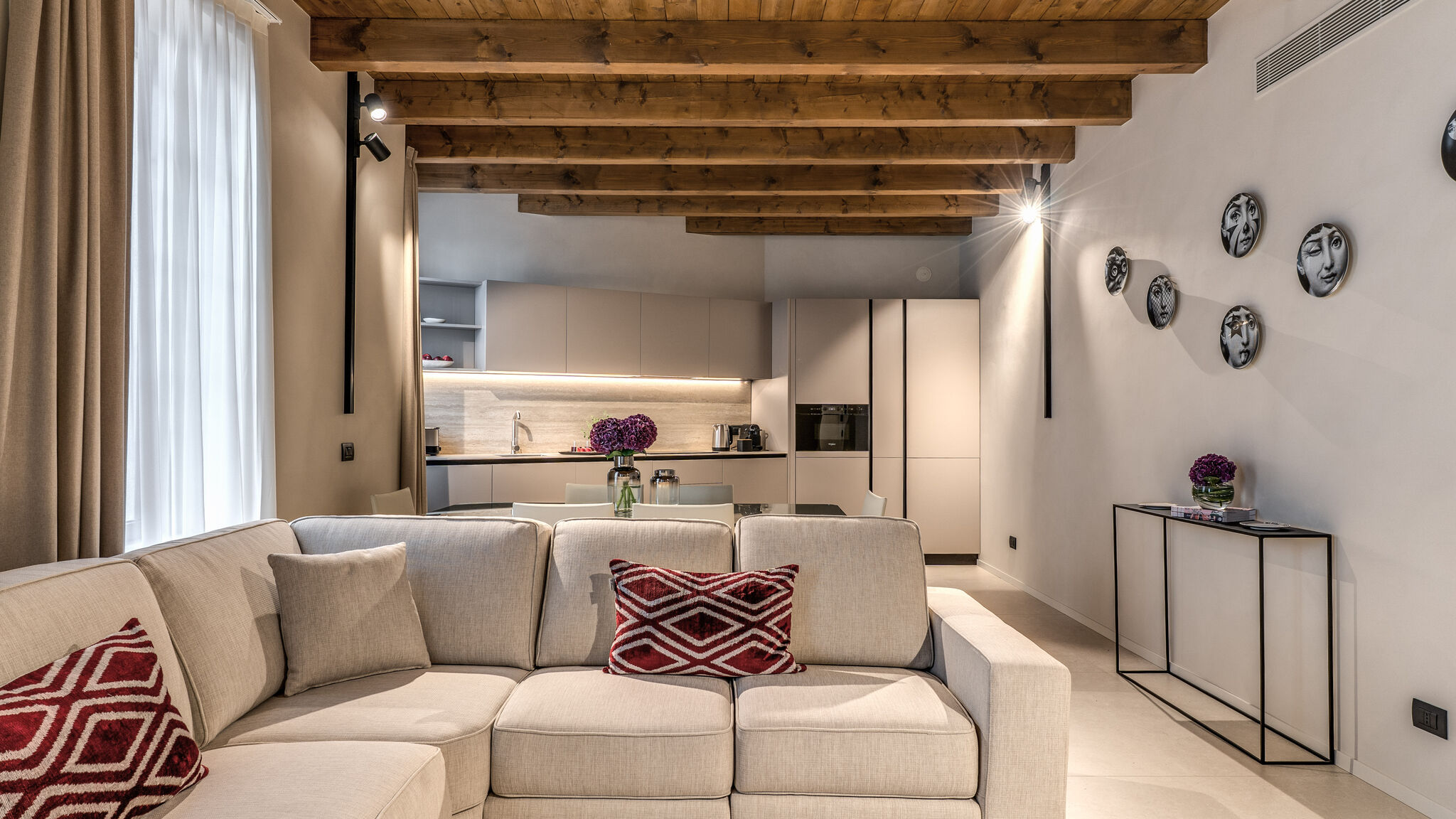 Italianway Milano Agnesi Statue - 1.002