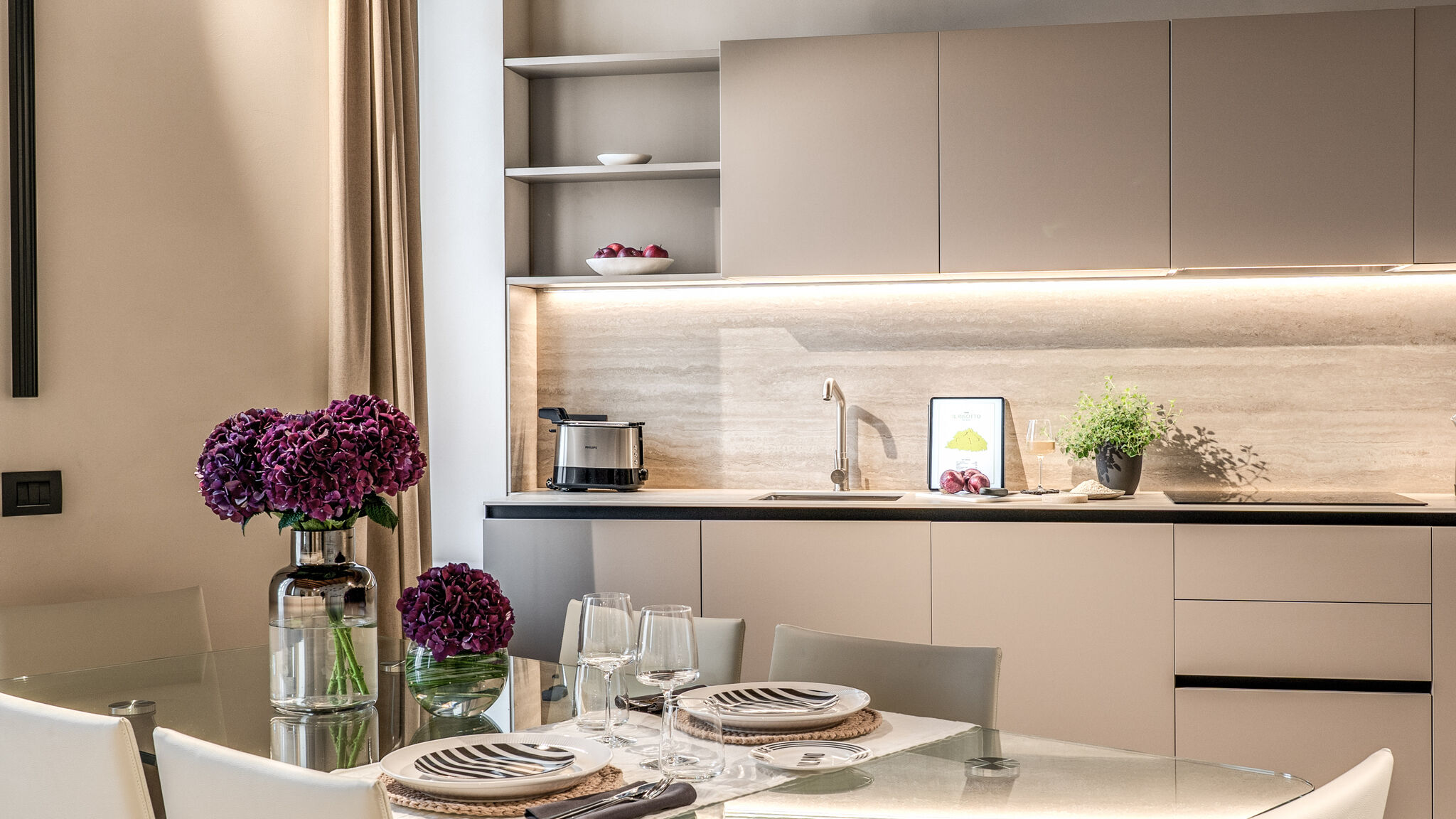 Italianway Milano Agnesi Statue - 1.002