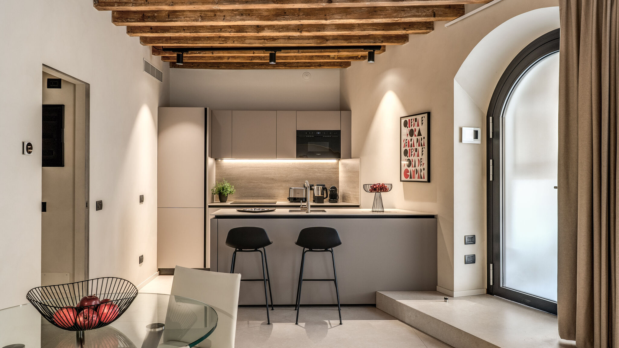 Italianway Milano Agnesi Statue - 1.003