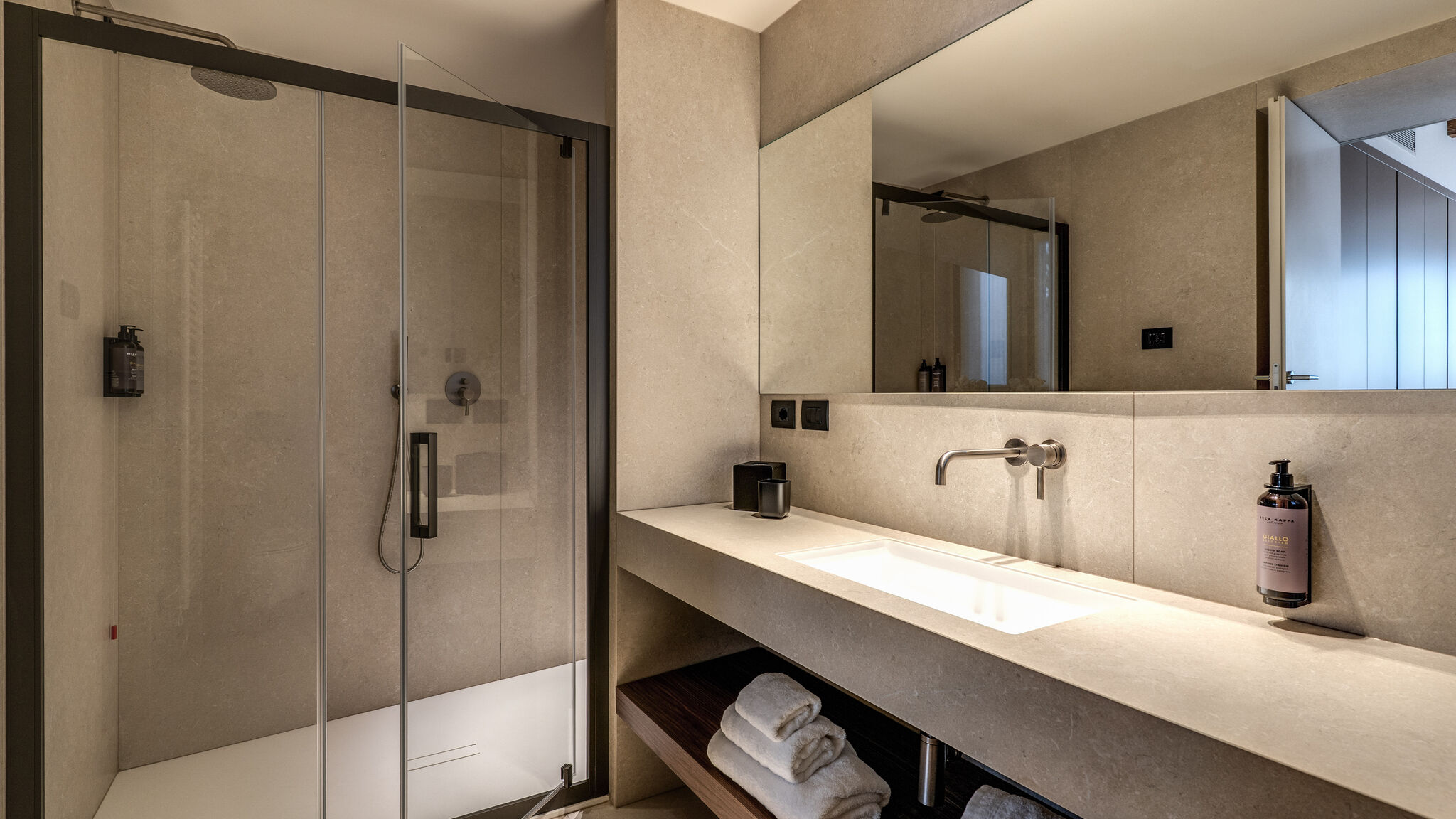 Italianway Milano Agnesi Statue - 1.004