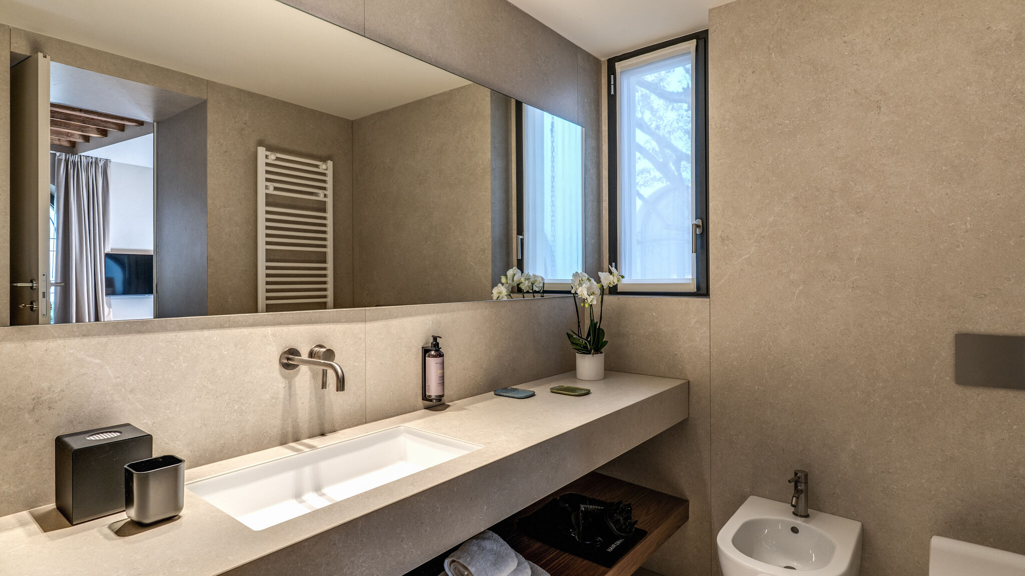 Italianway Milano Agnesi Statue - 1.004