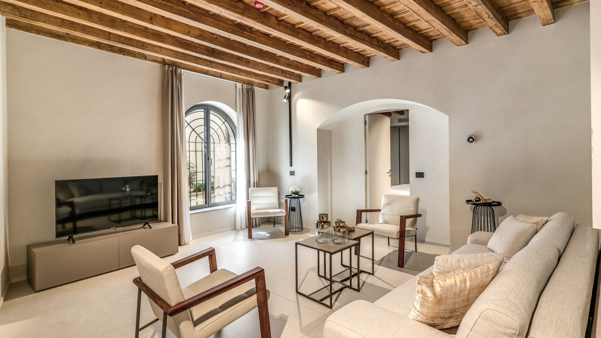 Italianway Milano Agnesi Statue - 1.004