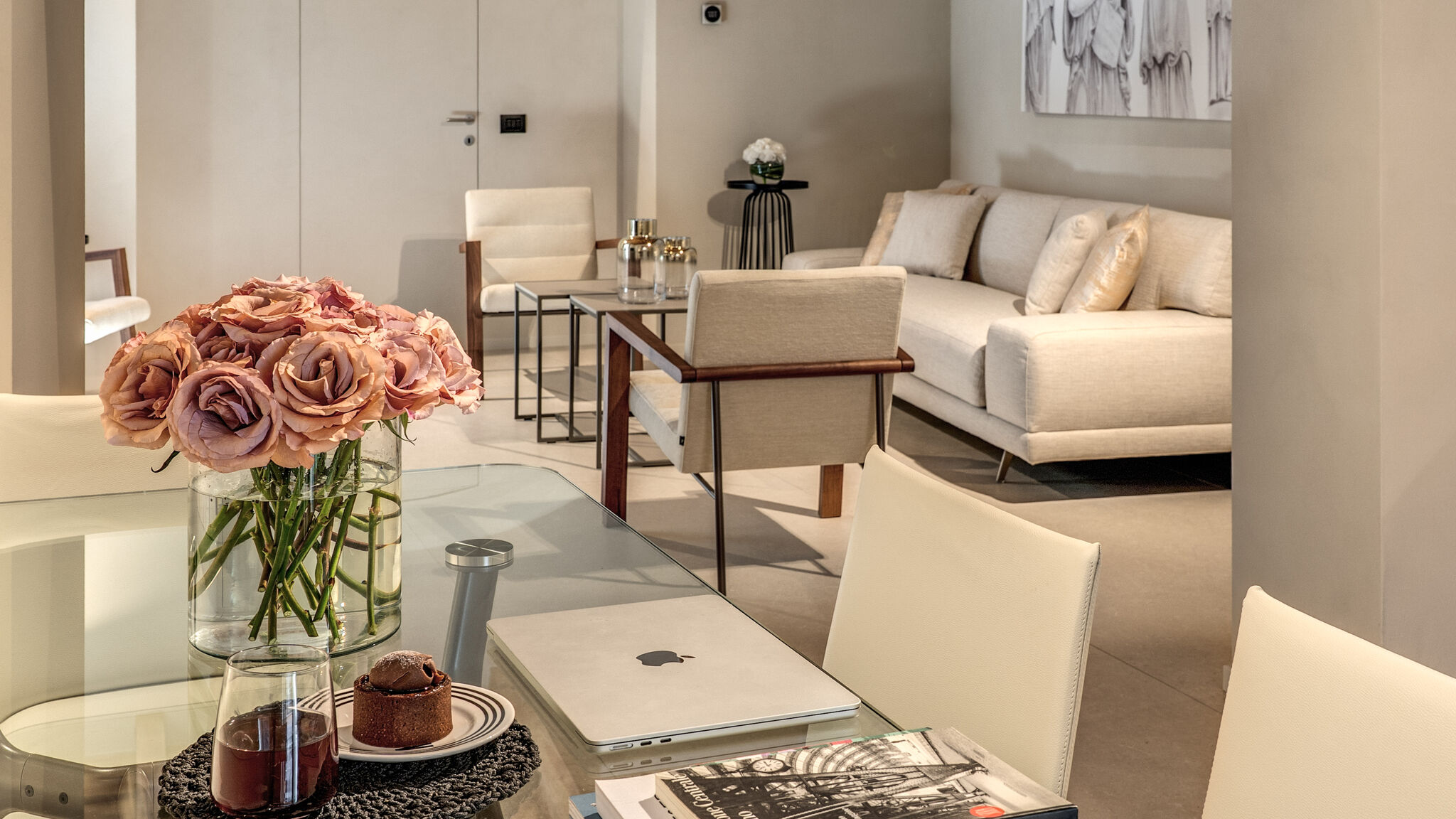 Italianway Milano Agnesi Statue - 1.004