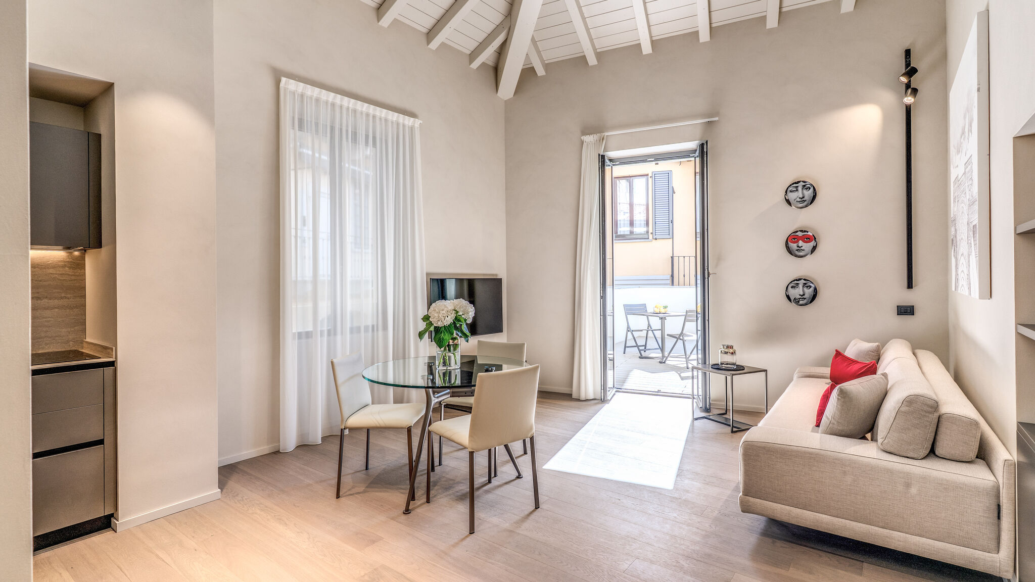 Italianway Milano Agnesi Statue - 1.101